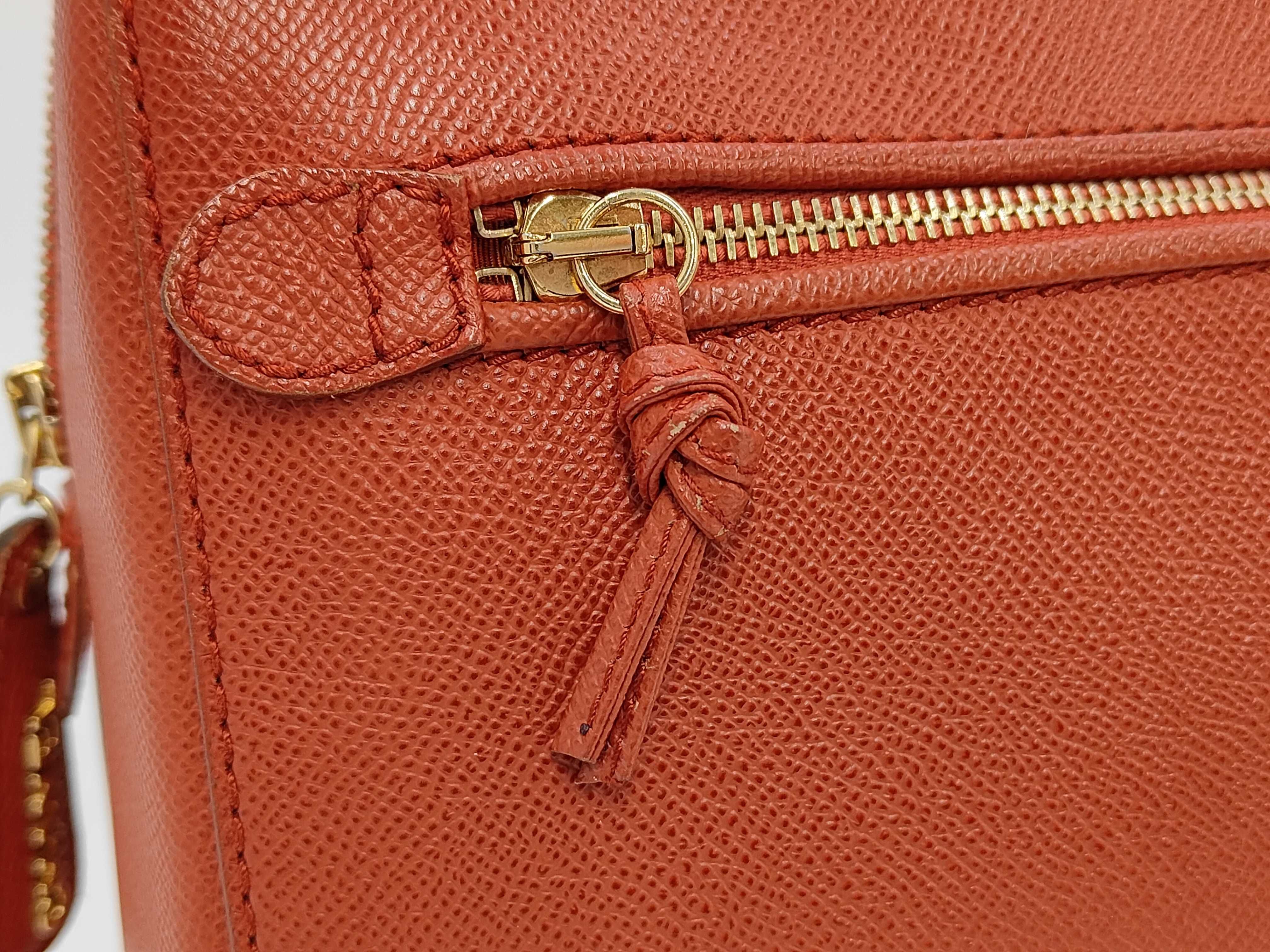Caviar Skin Shoulder Bag with Logo Charm, Red — view 12