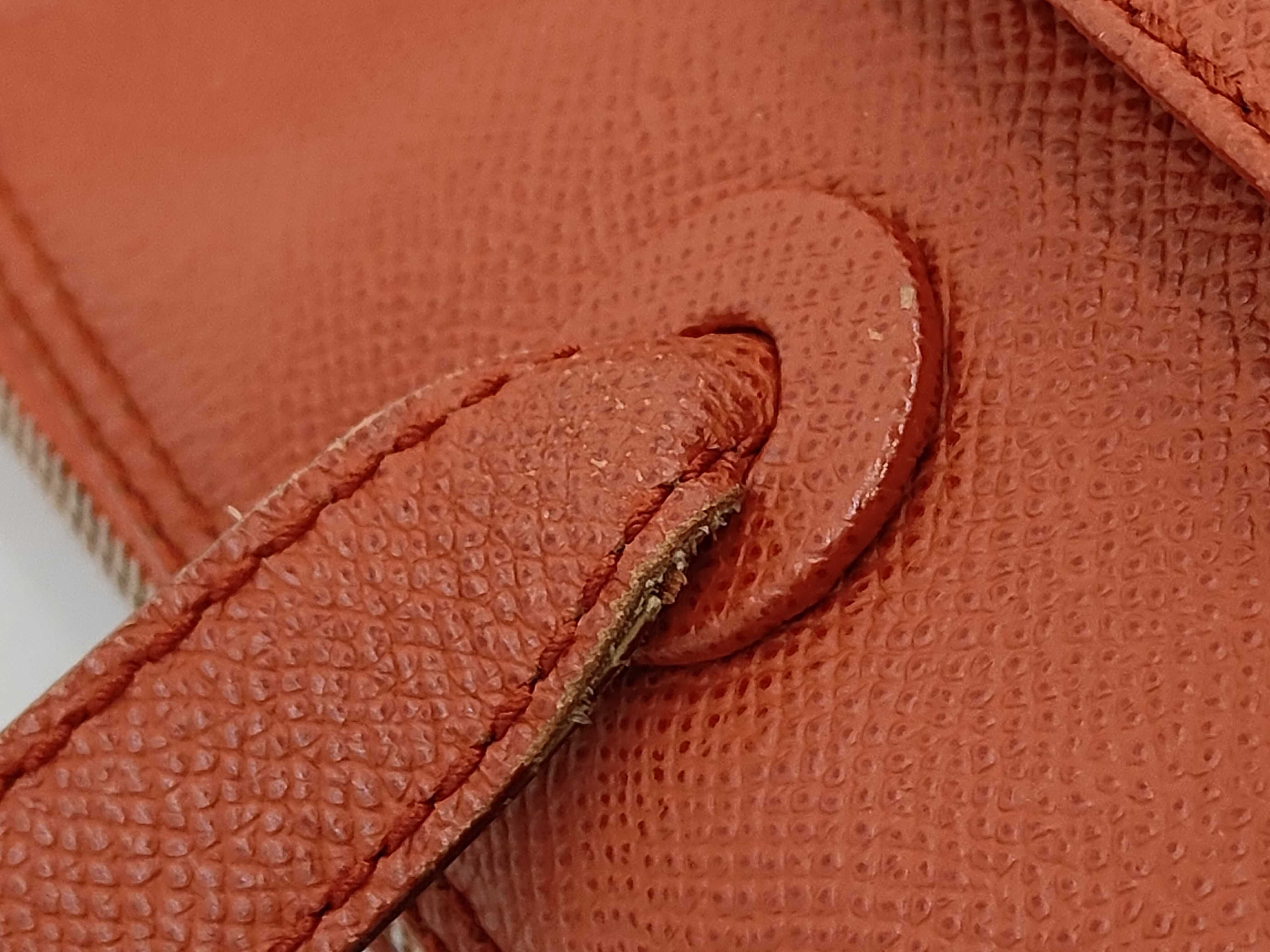 Caviar Skin Shoulder Bag with Logo Charm, Red — view 5