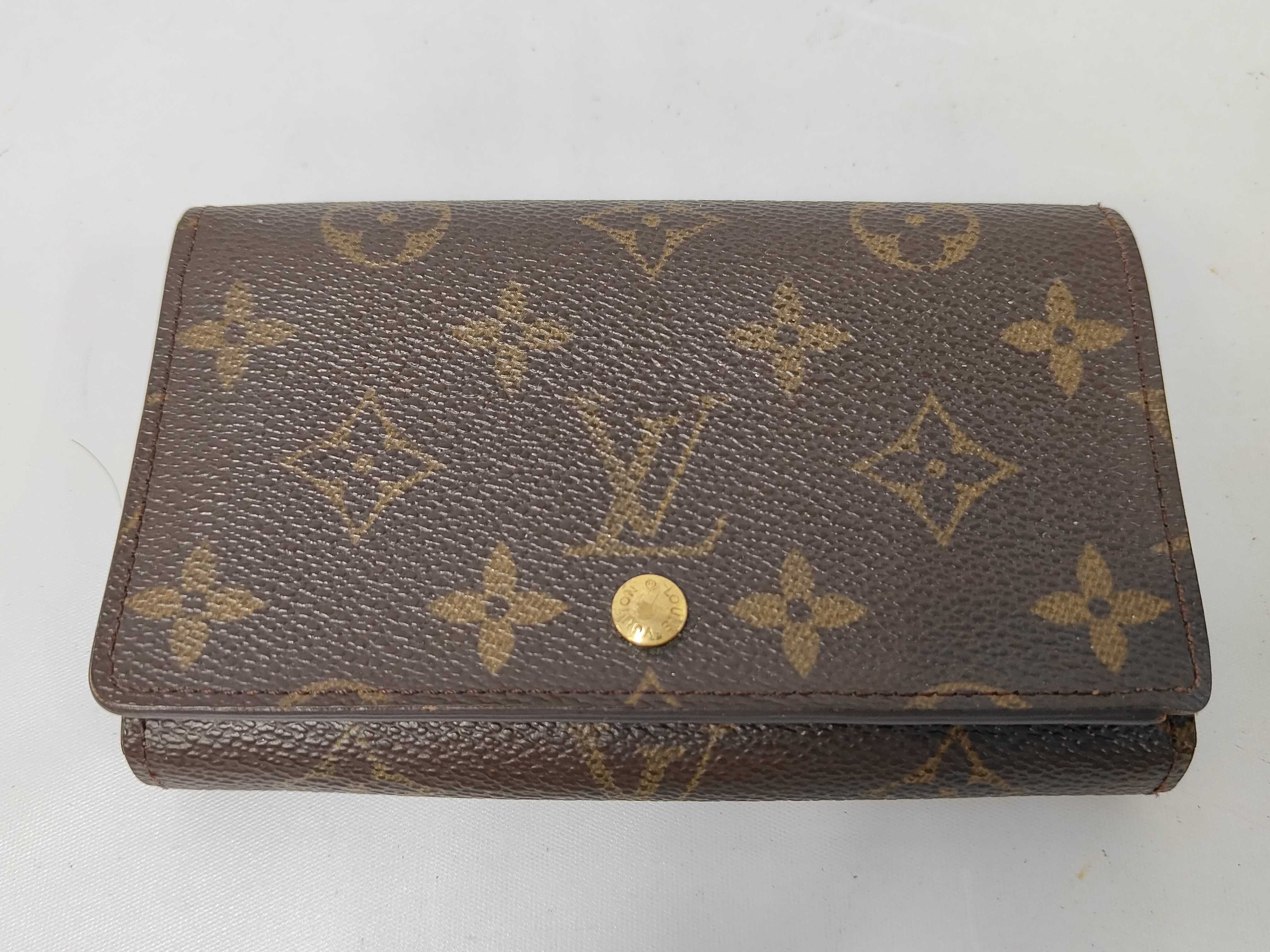 Monogram Portefeuille Trésor Wallet