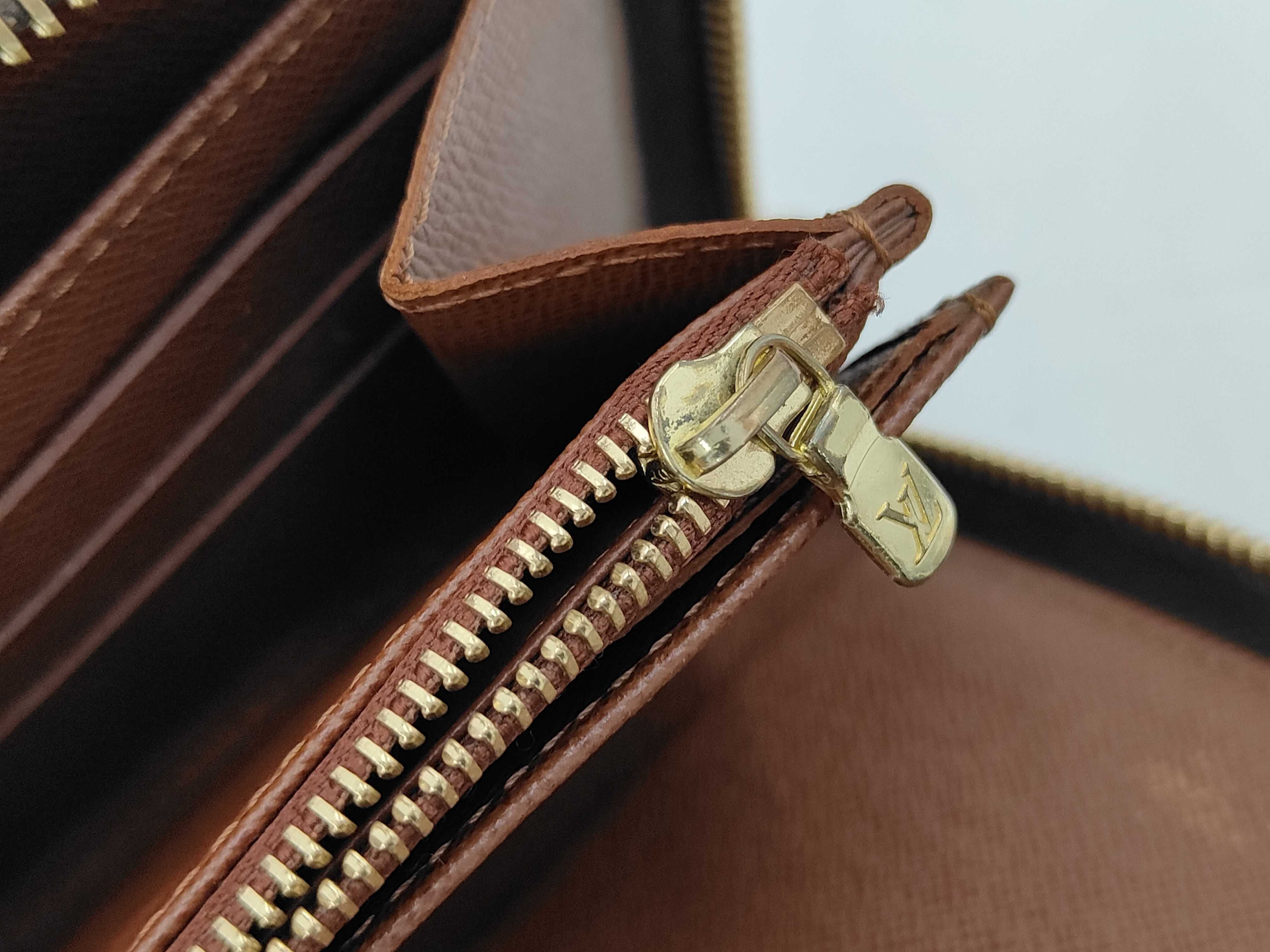 Monogram Louis Vuitton Monogram Zippy Organizer VI0026 Wallet — view 7