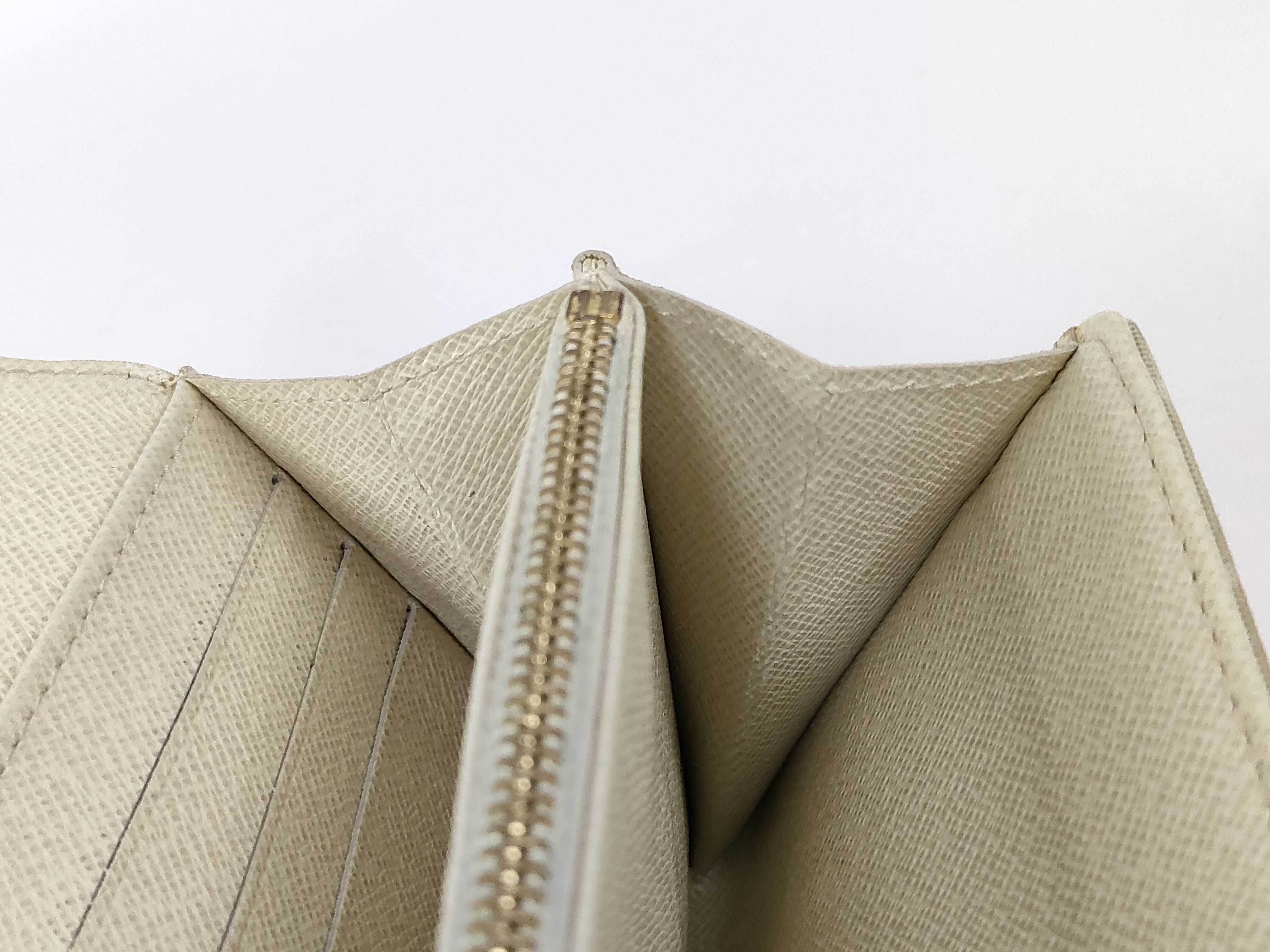 Monogram Mini Run Portefeuille Sara Wallet — view 12