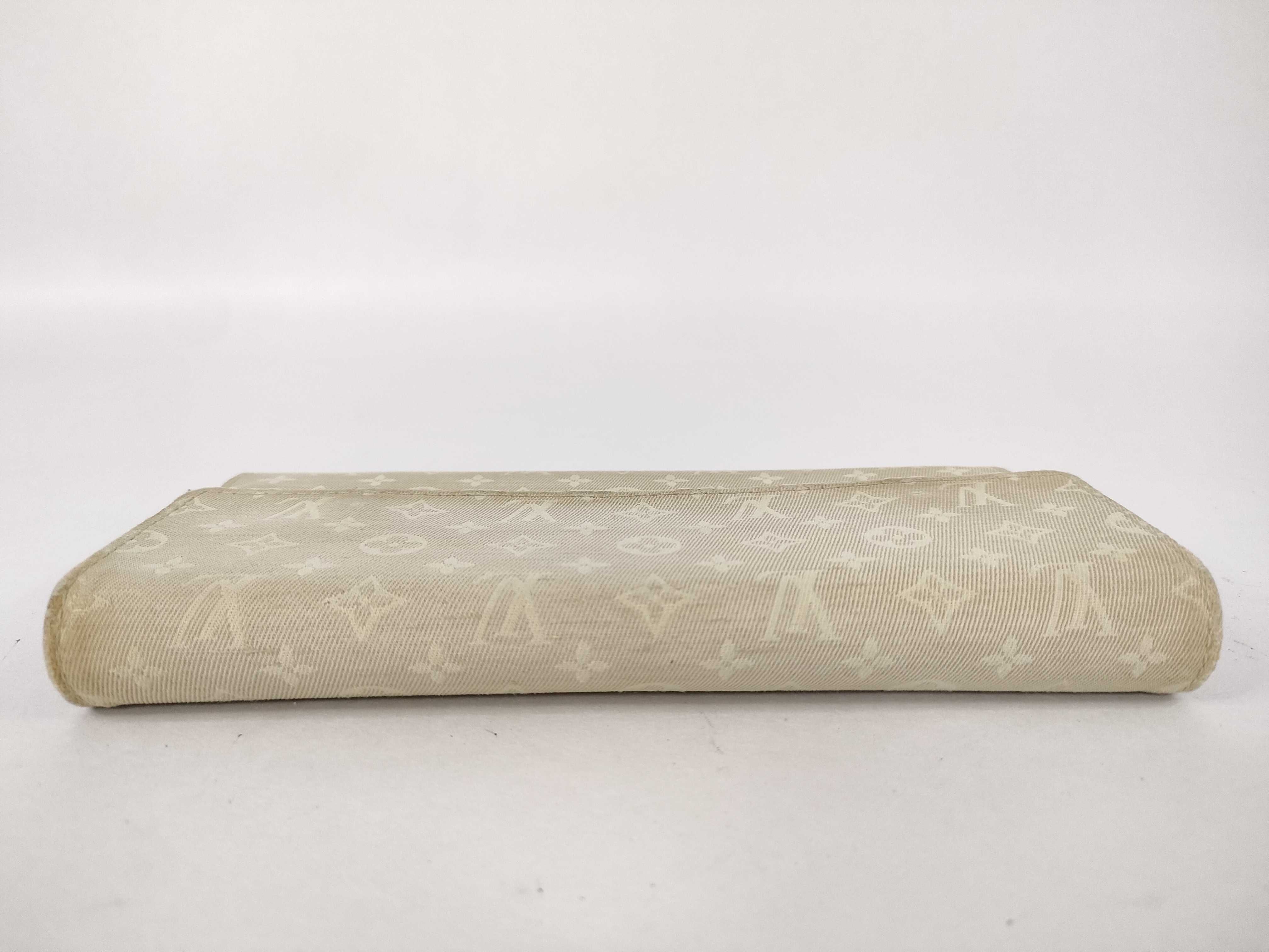 Monogram Mini Run Portefeuille Sara Wallet — view 5