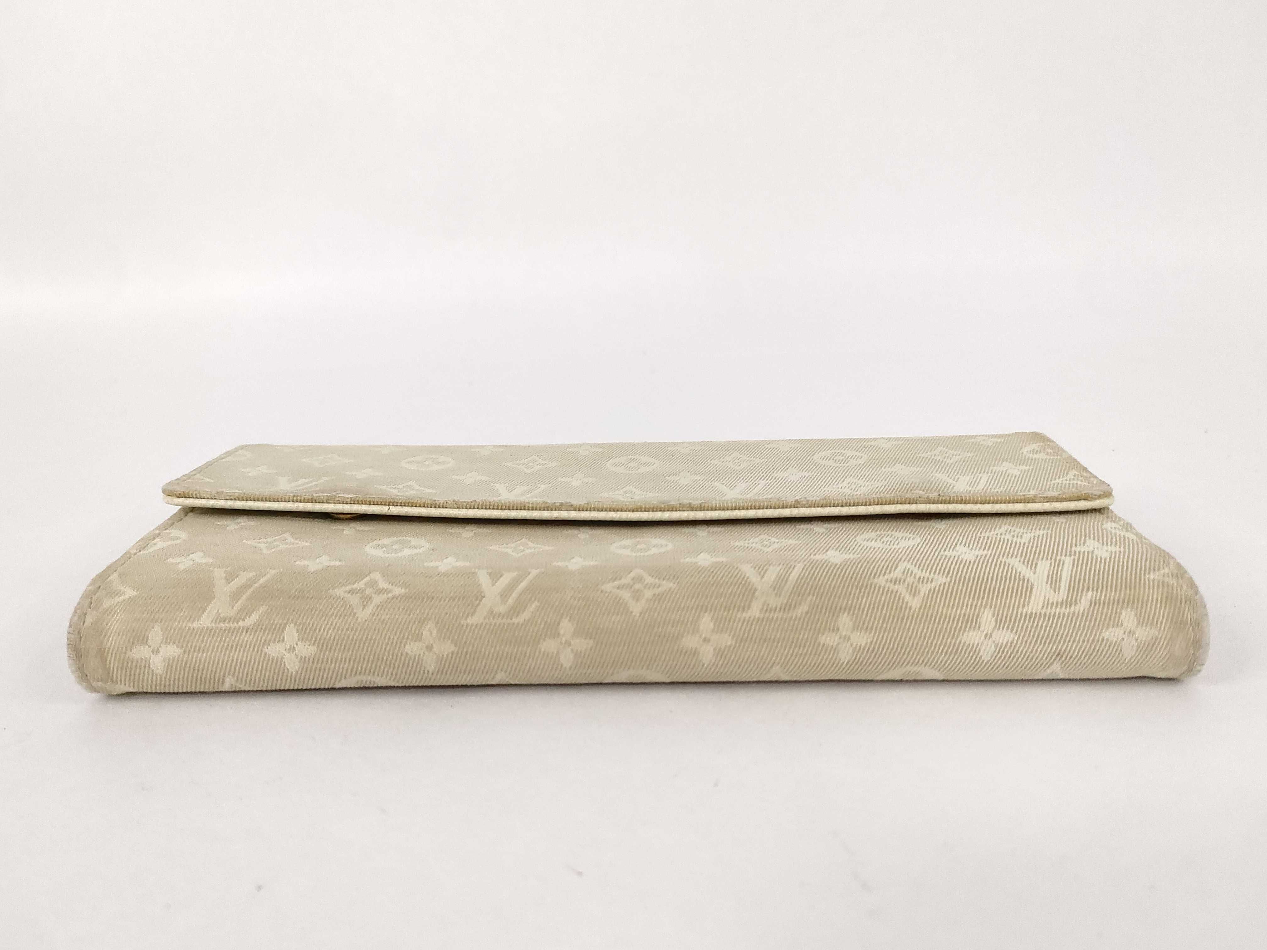 Monogram Mini Run Portefeuille Sara Wallet — view 6