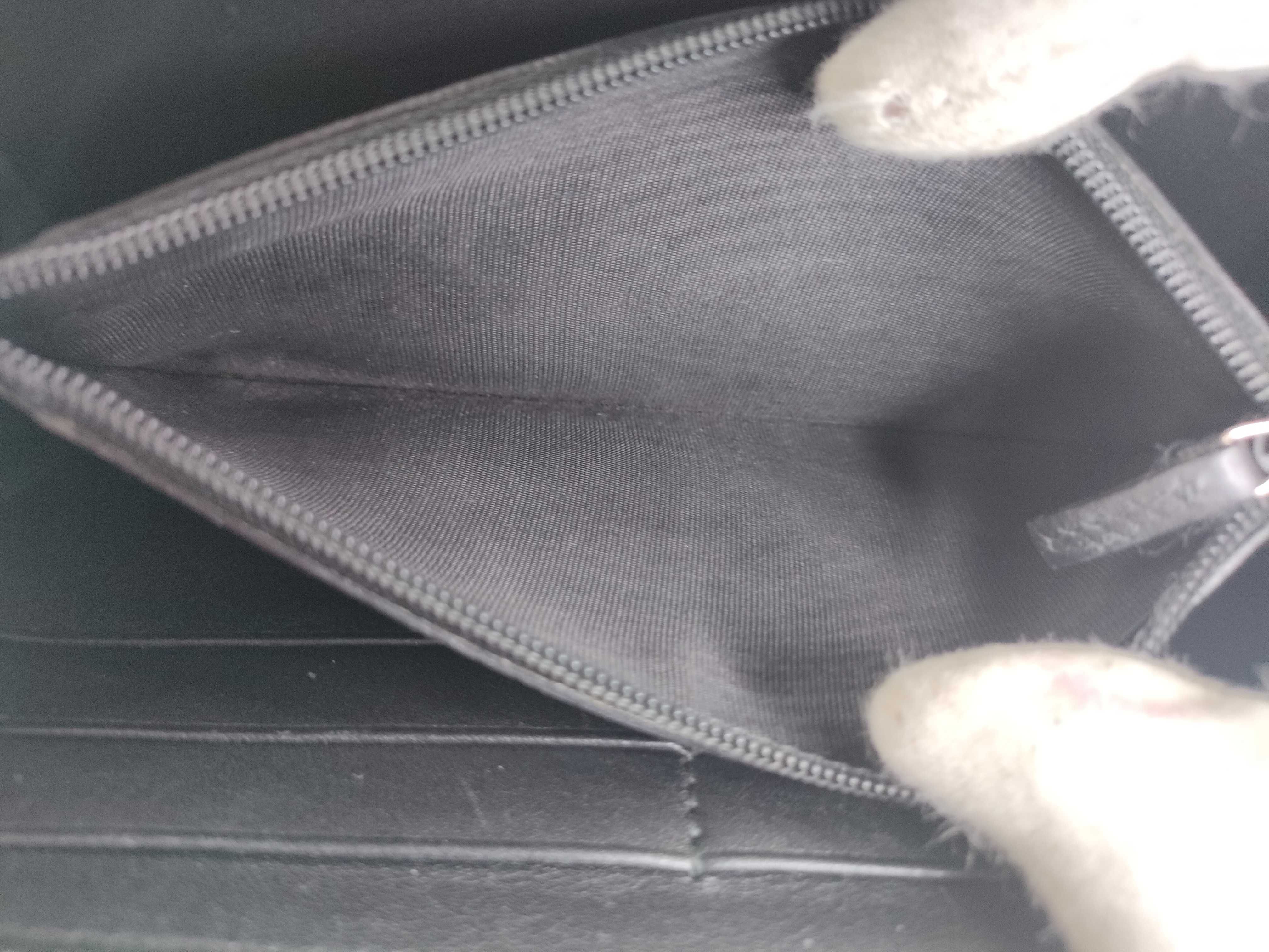 Guccissima Sukey Leather Round Long Wallet Black Serial Number — view 12
