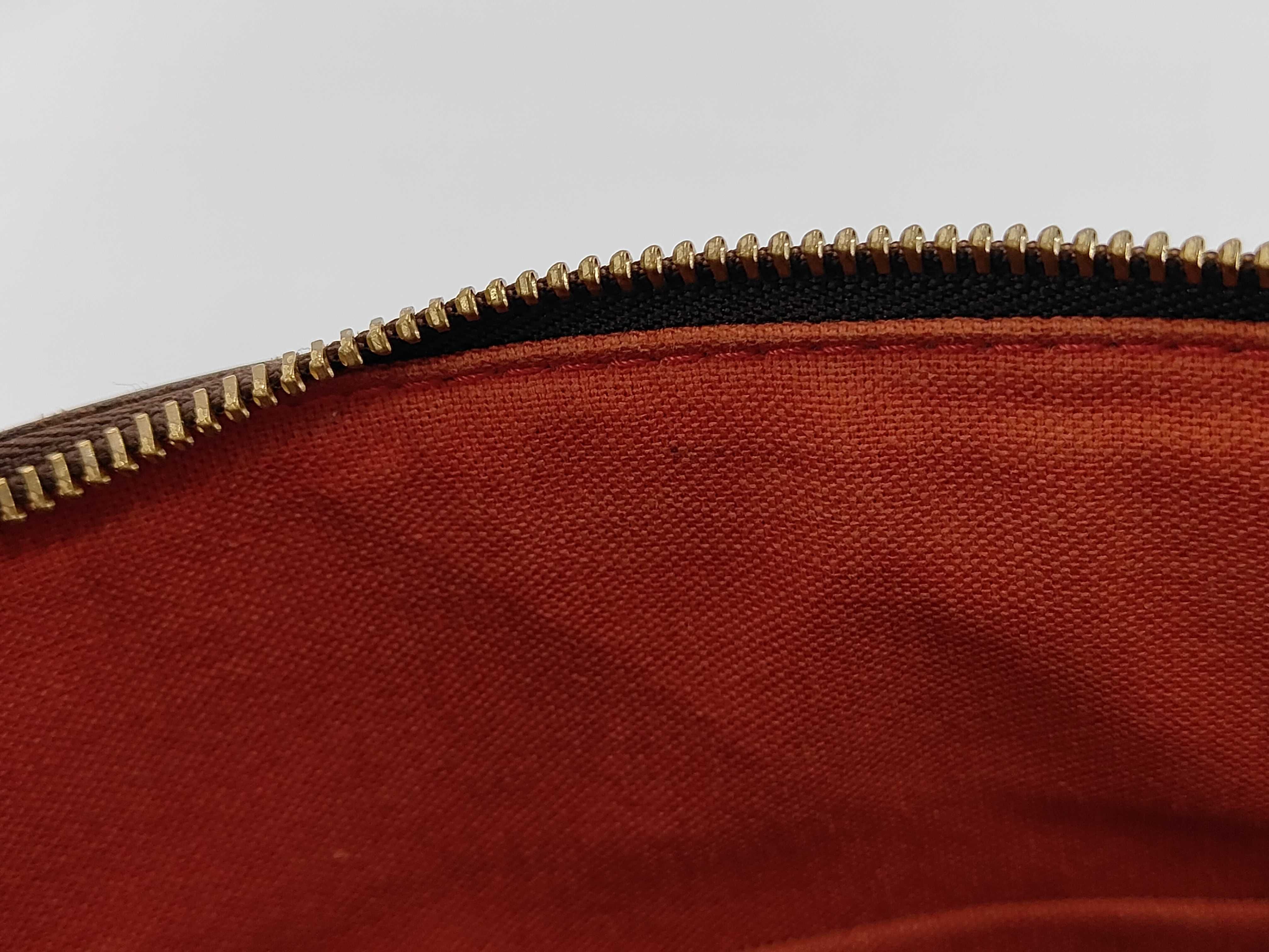 Irovo Damier Shoulder Bag — view 11
