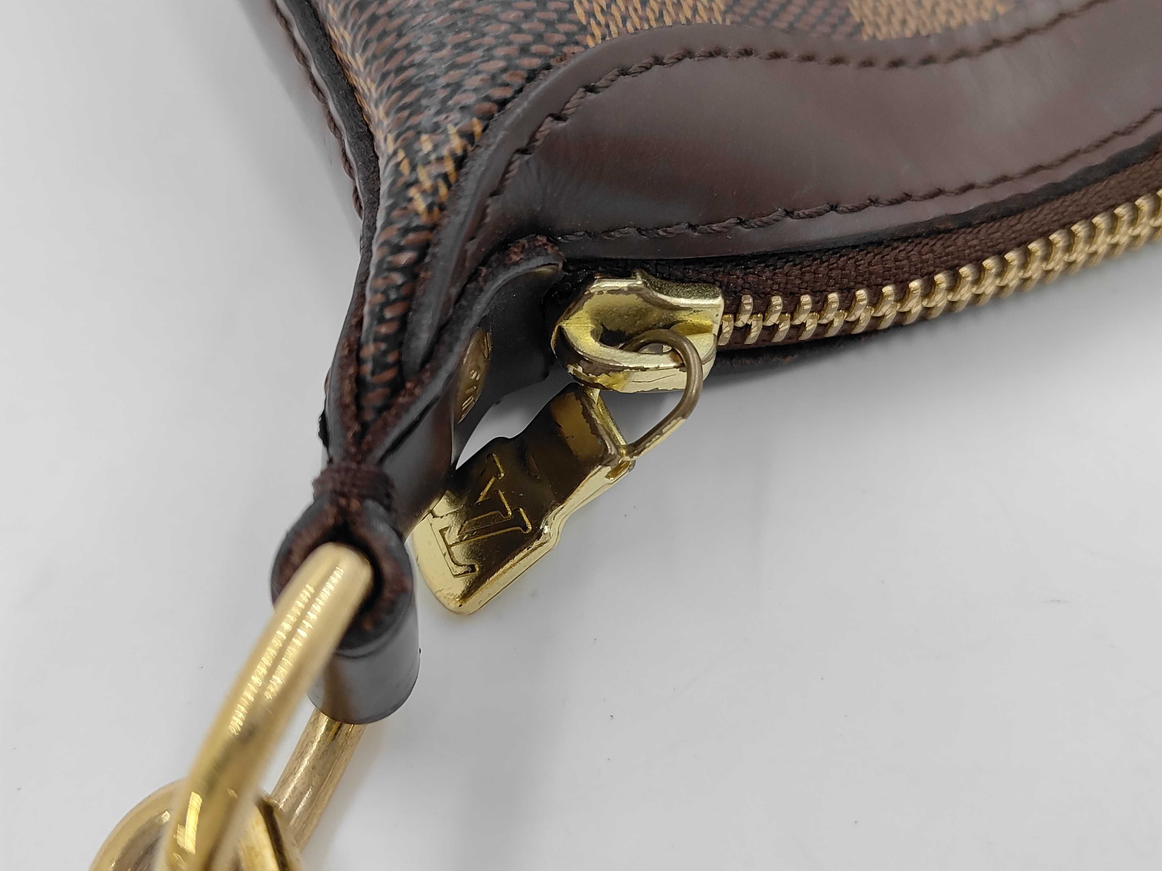 Irovo Damier Shoulder Bag — view 8