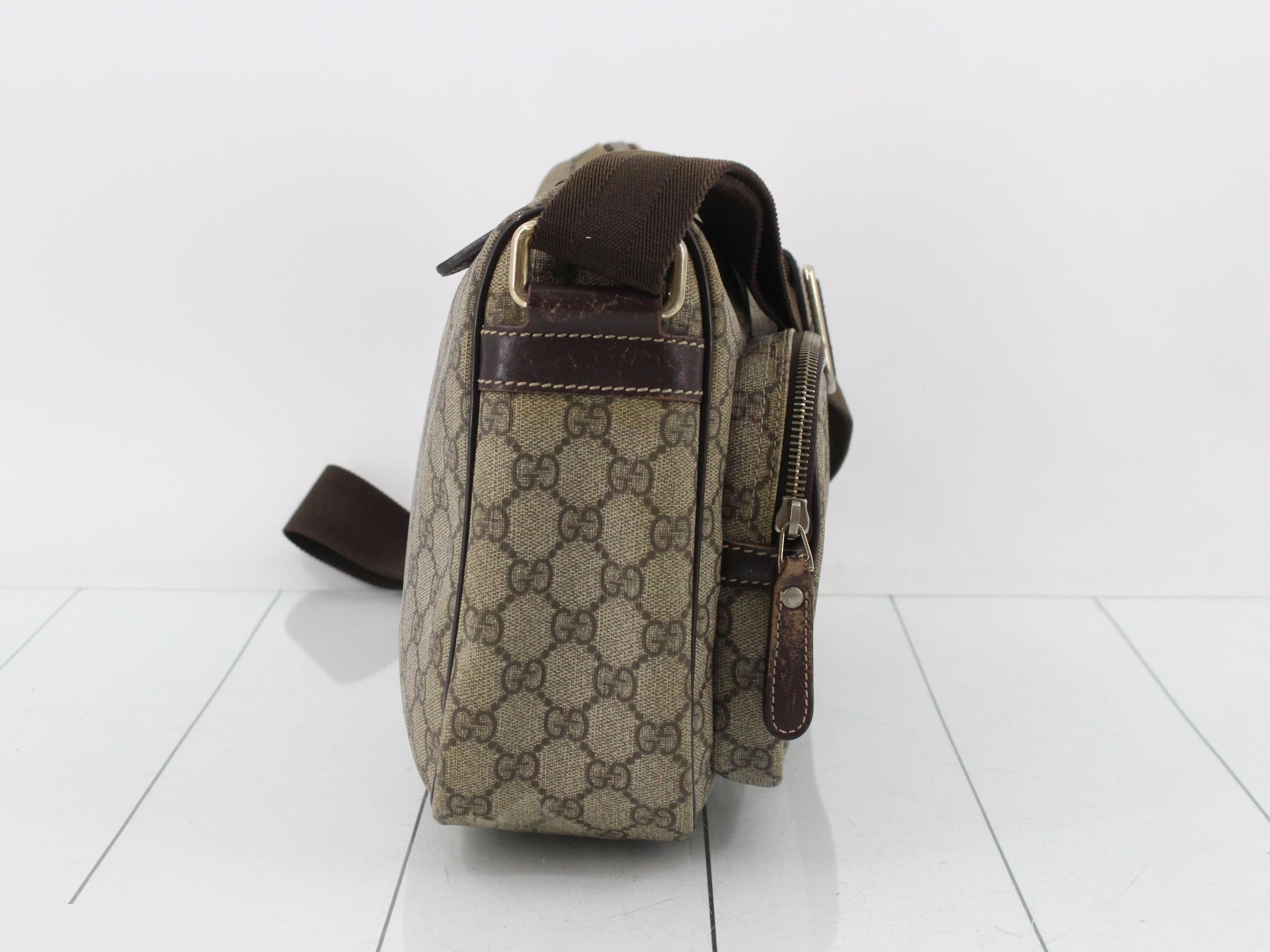 Shoulder bag with double pockets, GG Supreme — view 4