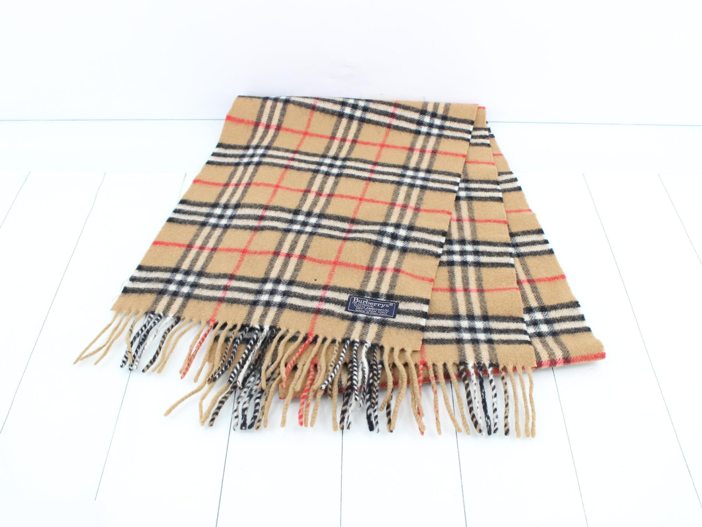 Other lines: Small items, accessories, and scarves — view 2
