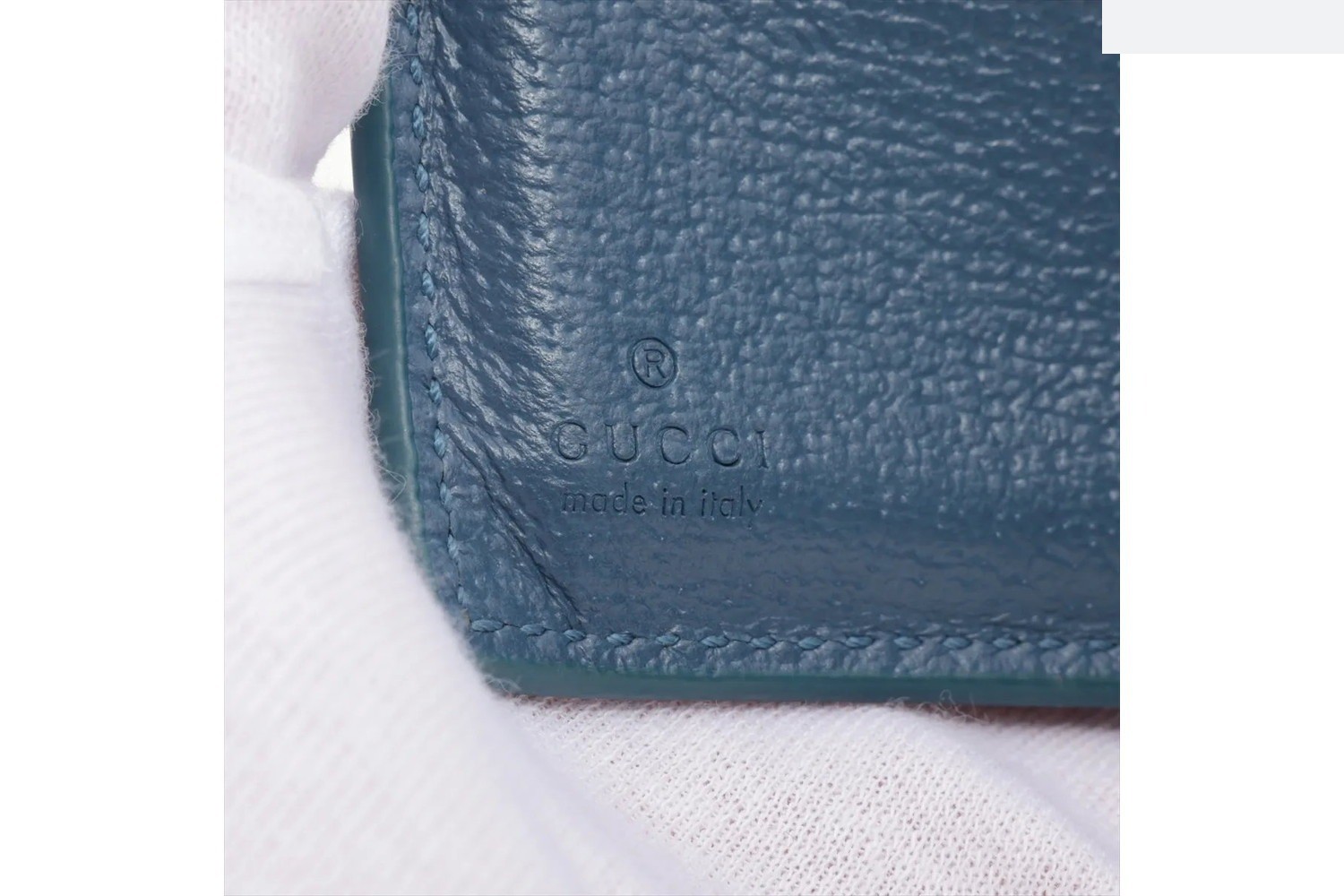 GG Supreme 768244 Leather Bi-fold Wallet — view 7