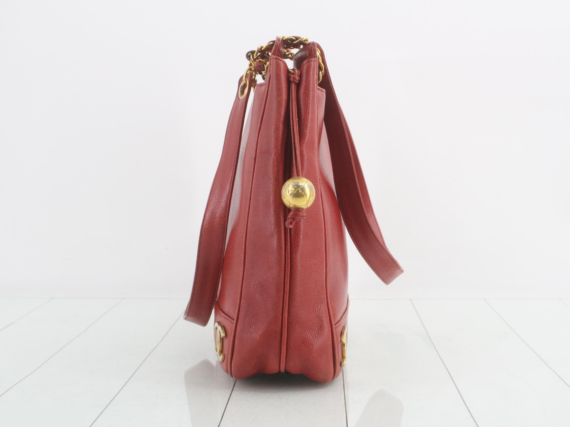 Caviar skin shoulder bag — view 4