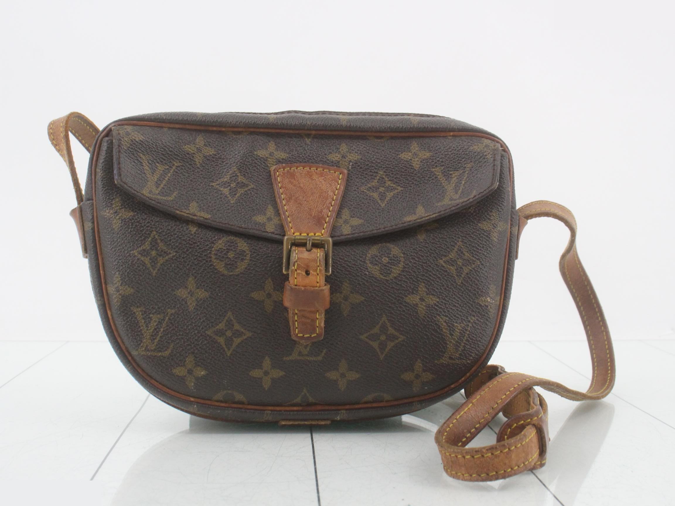 Monogram Jaune Fille 23 Shoulder Bag