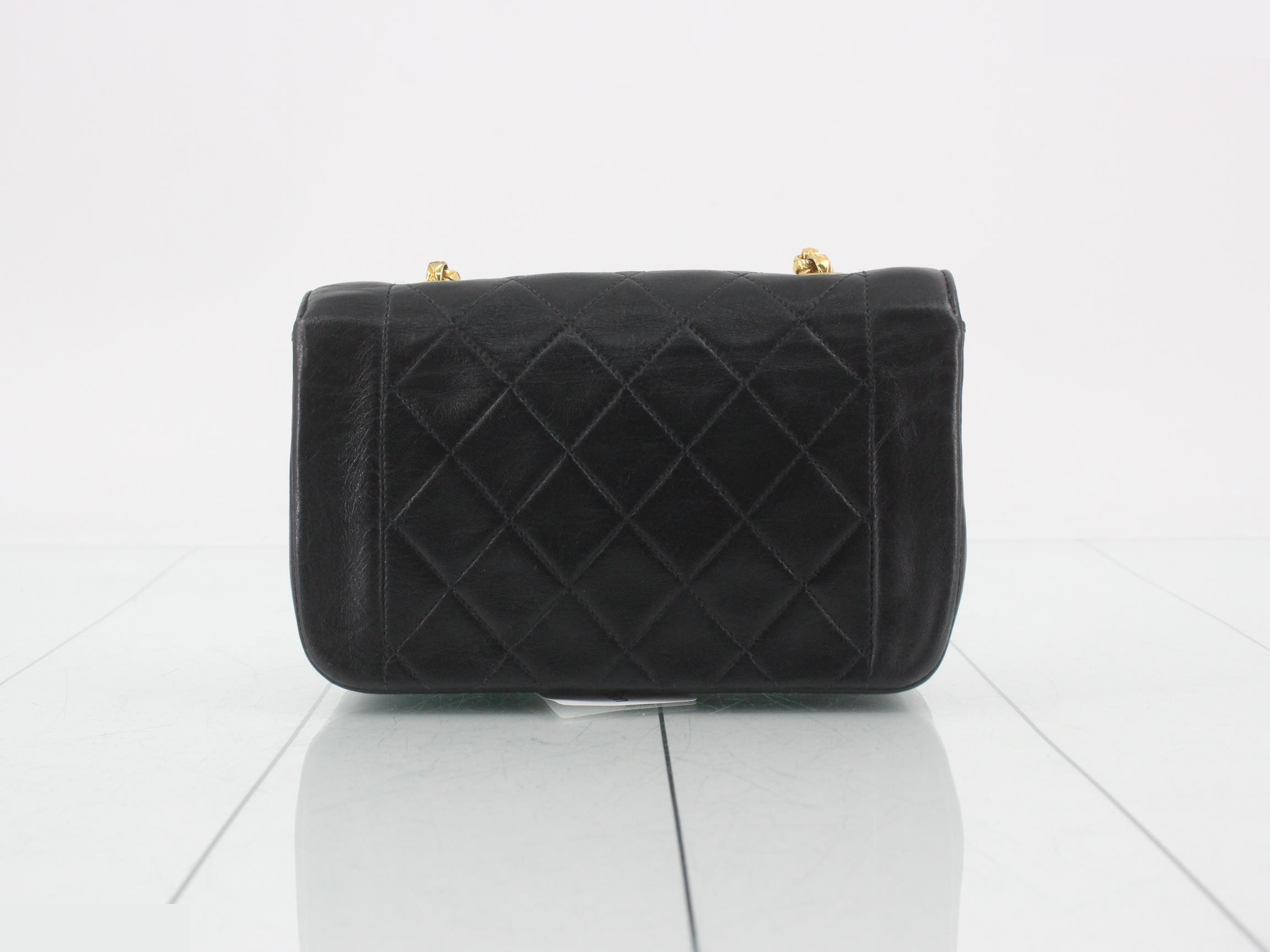Matelassé (bag) - Shoulder bag — view 2