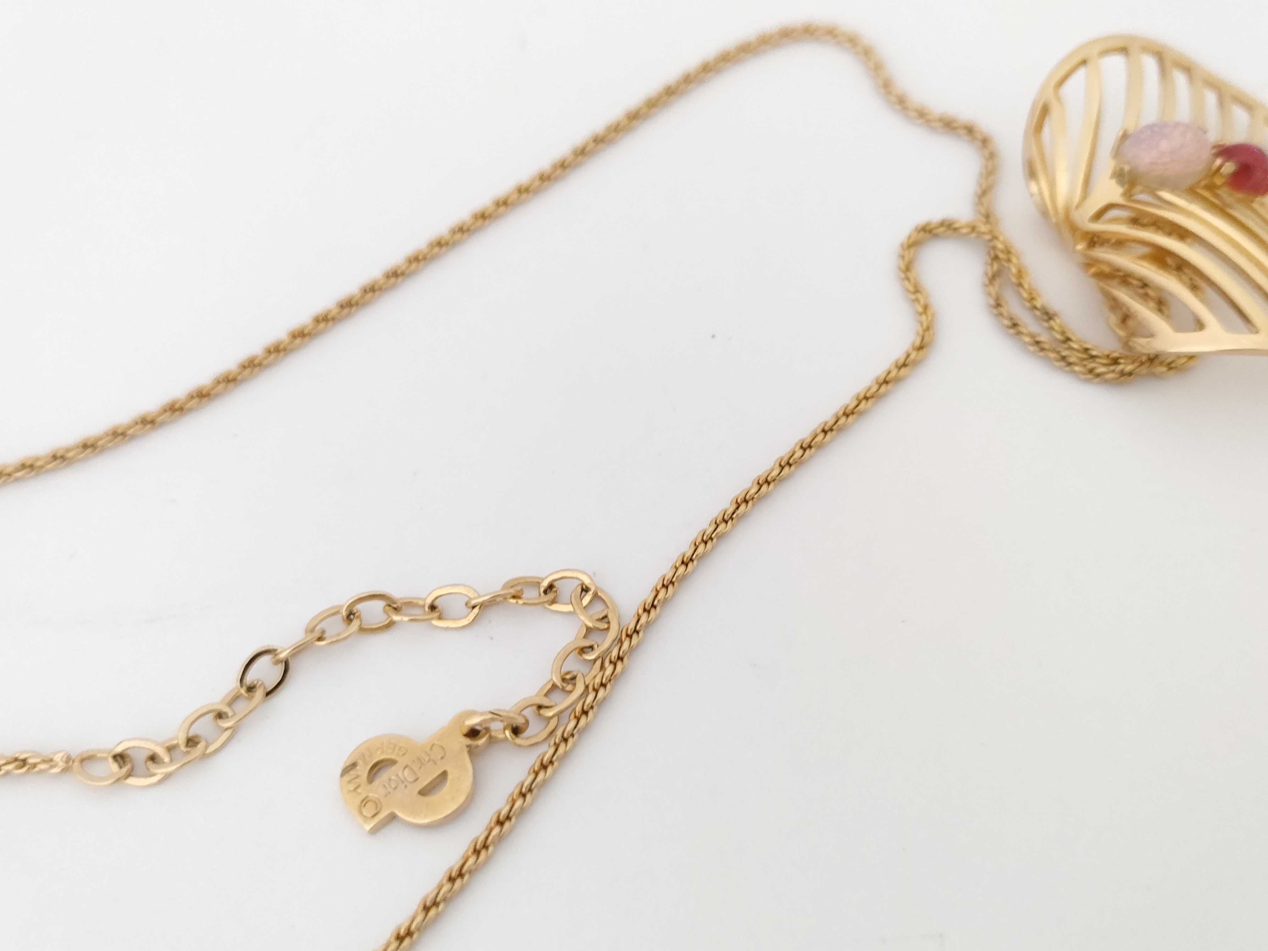 Christian pearl necklace — view 8