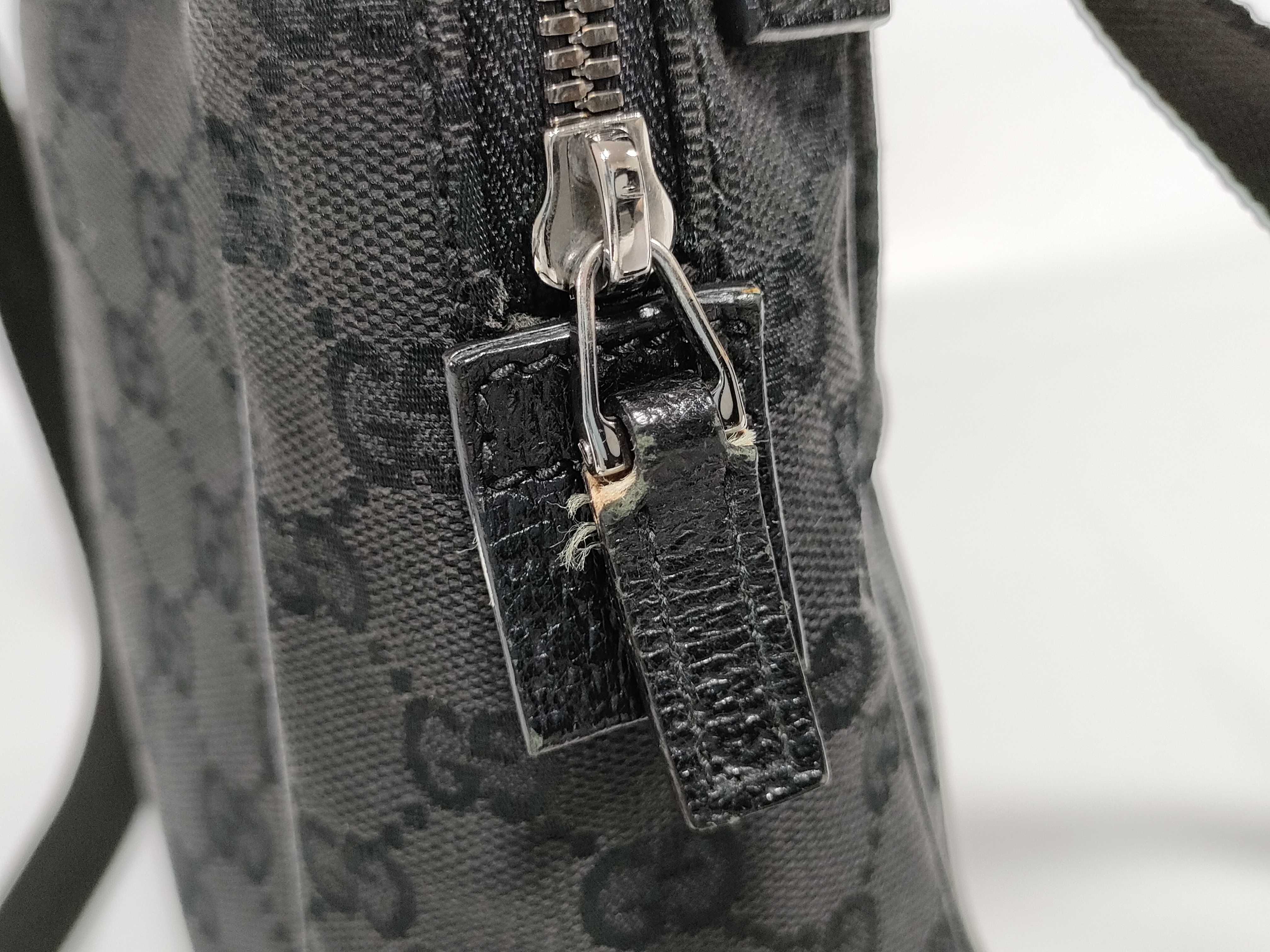 GG Canvas 7037769 Shoulder Bag — view 11