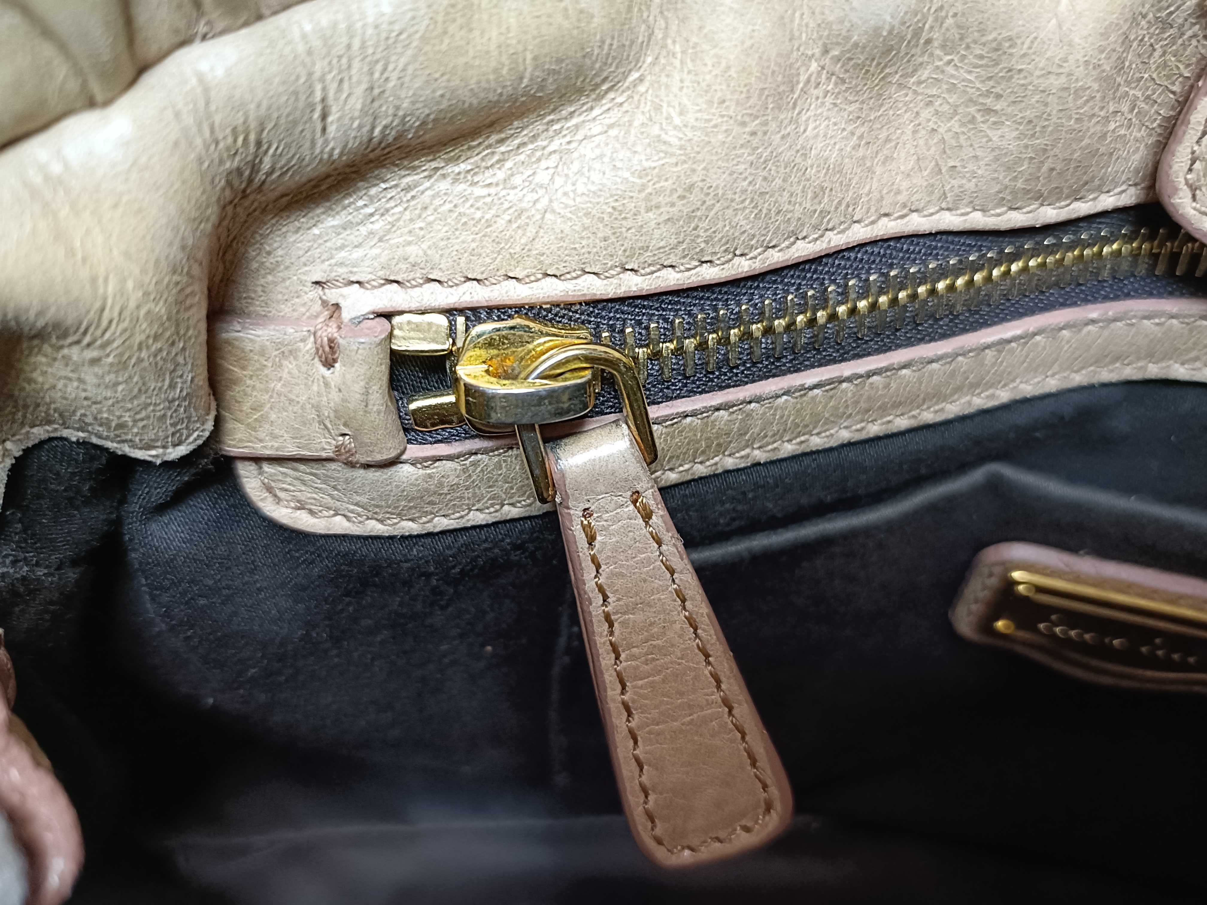 Vitello Luxe 2-Way Leather Shoulder Bag — view 11