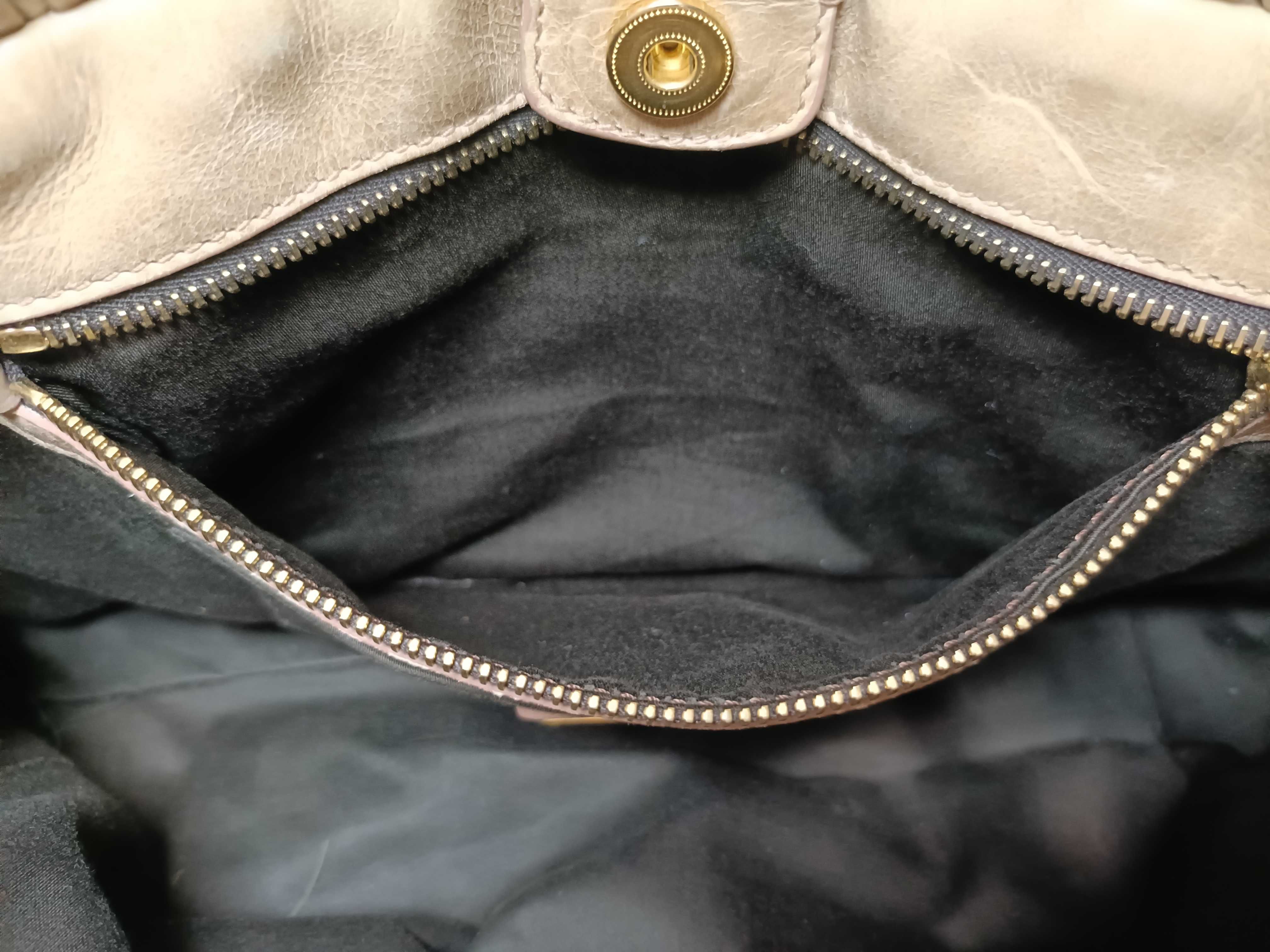 Vitello Luxe 2-Way Leather Shoulder Bag — view 12