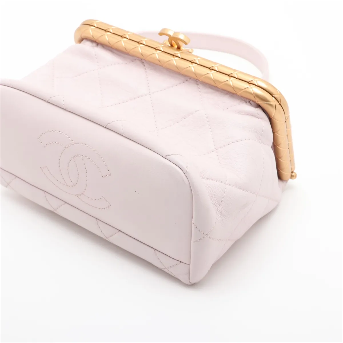 Matelassé Lambskin Chain Shoulder Bag, Pink Beige, Gold Hardware, 30434175 (Serial Number in the 30s) — view 3