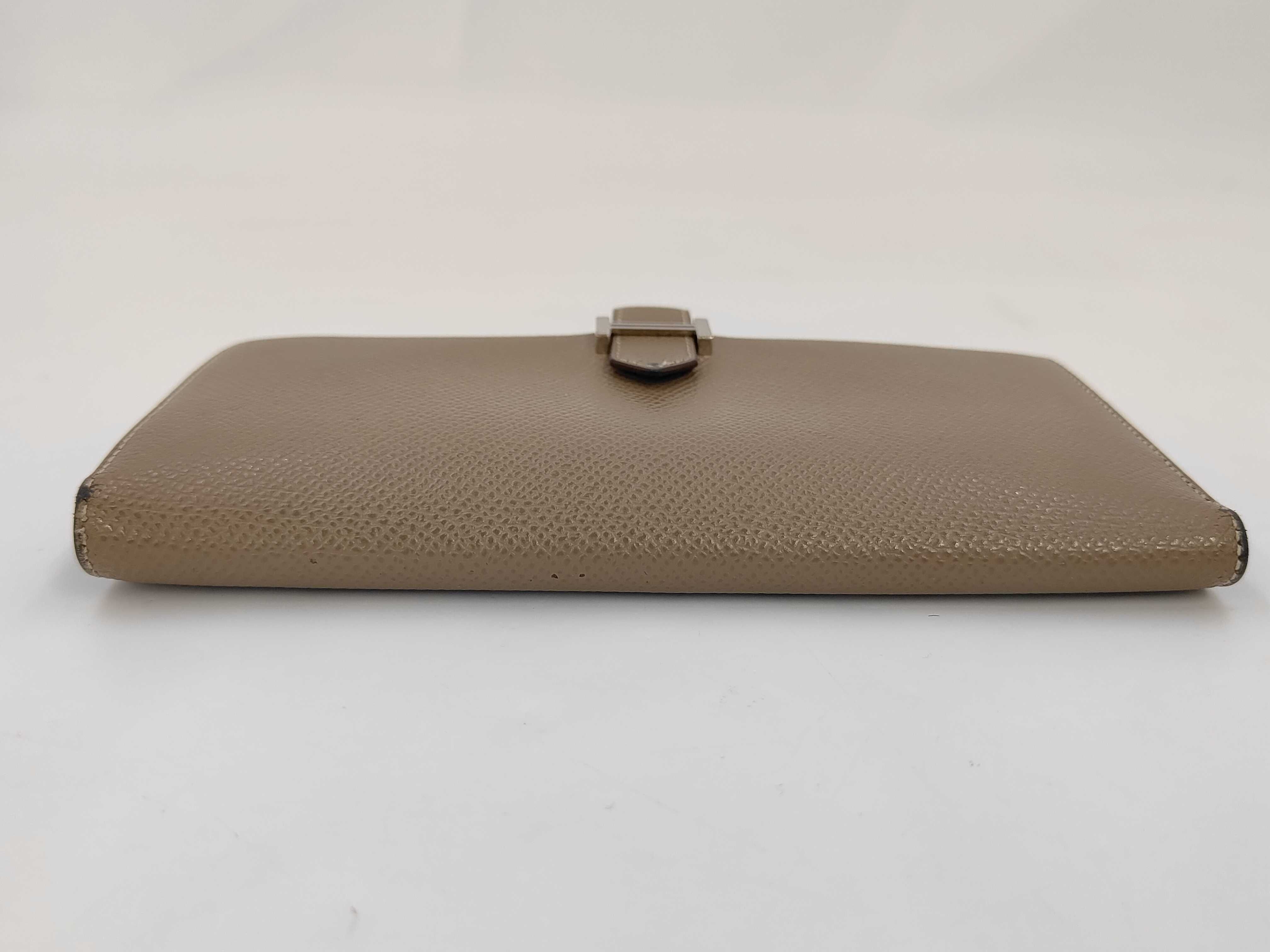 Bearn Soufflé Long Wallet Etoupe Silver Metal Fittings Vaux Epson Wallet — view 3