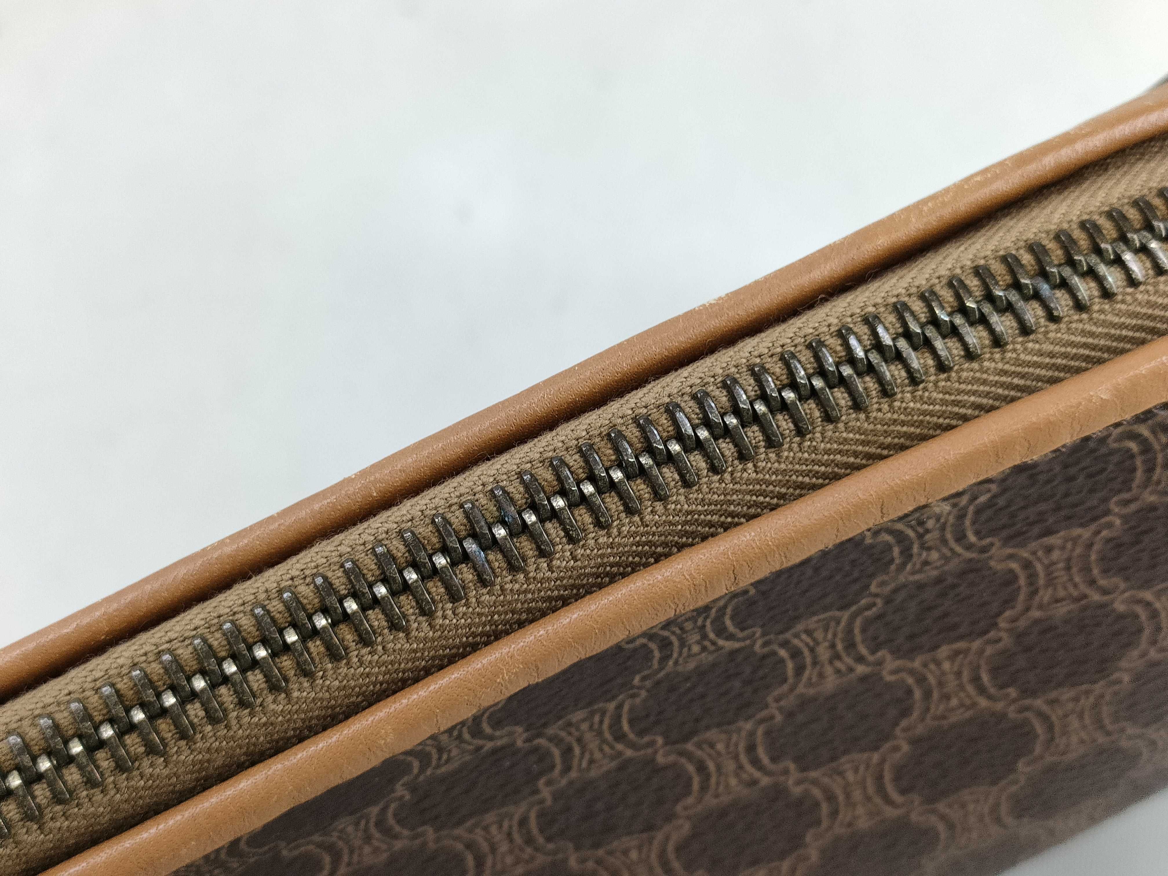 Pouch — view 4