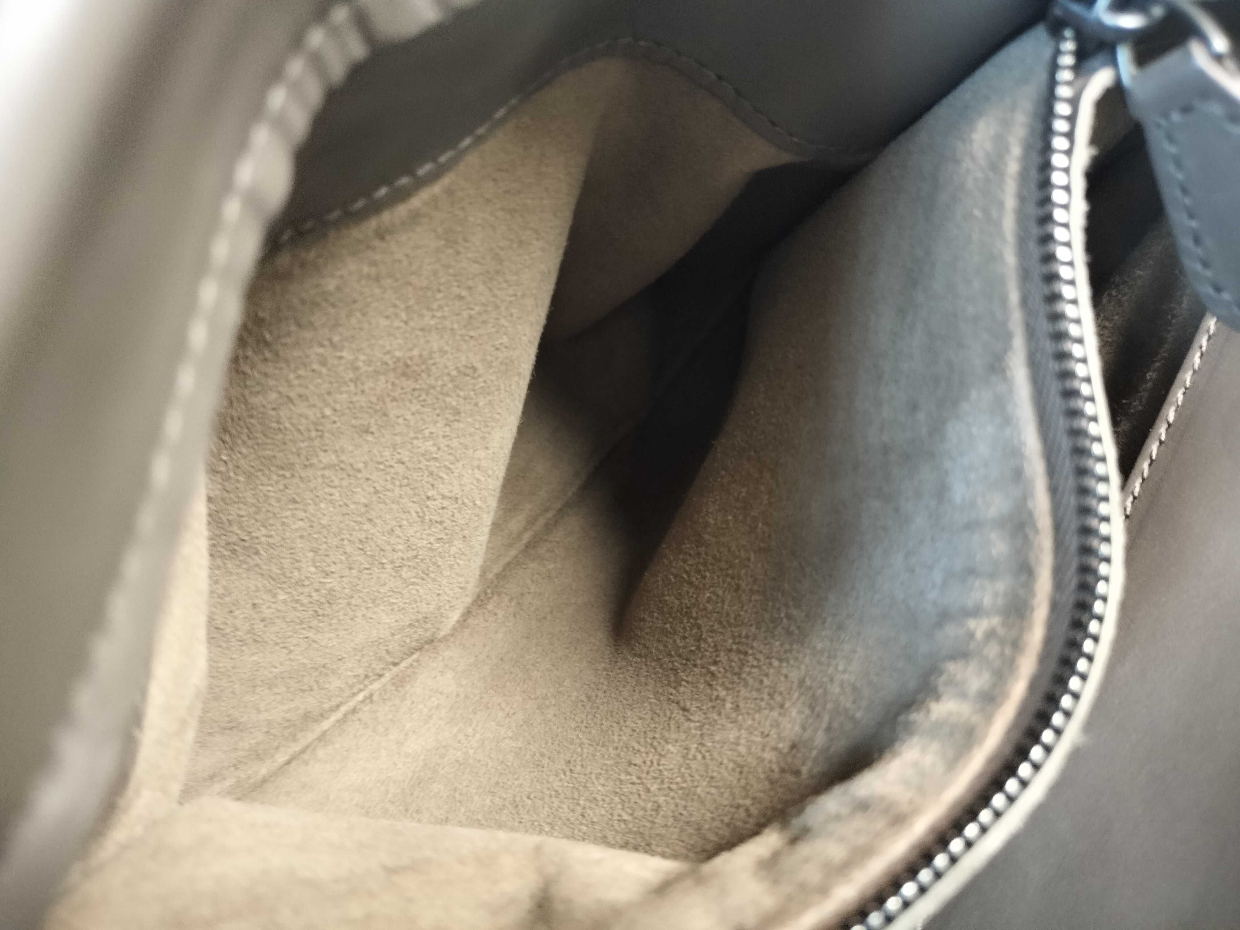 ID- Intrecciato Roma cowskin 2-way Handbag Beige with strap and crampon tote bag — view 11