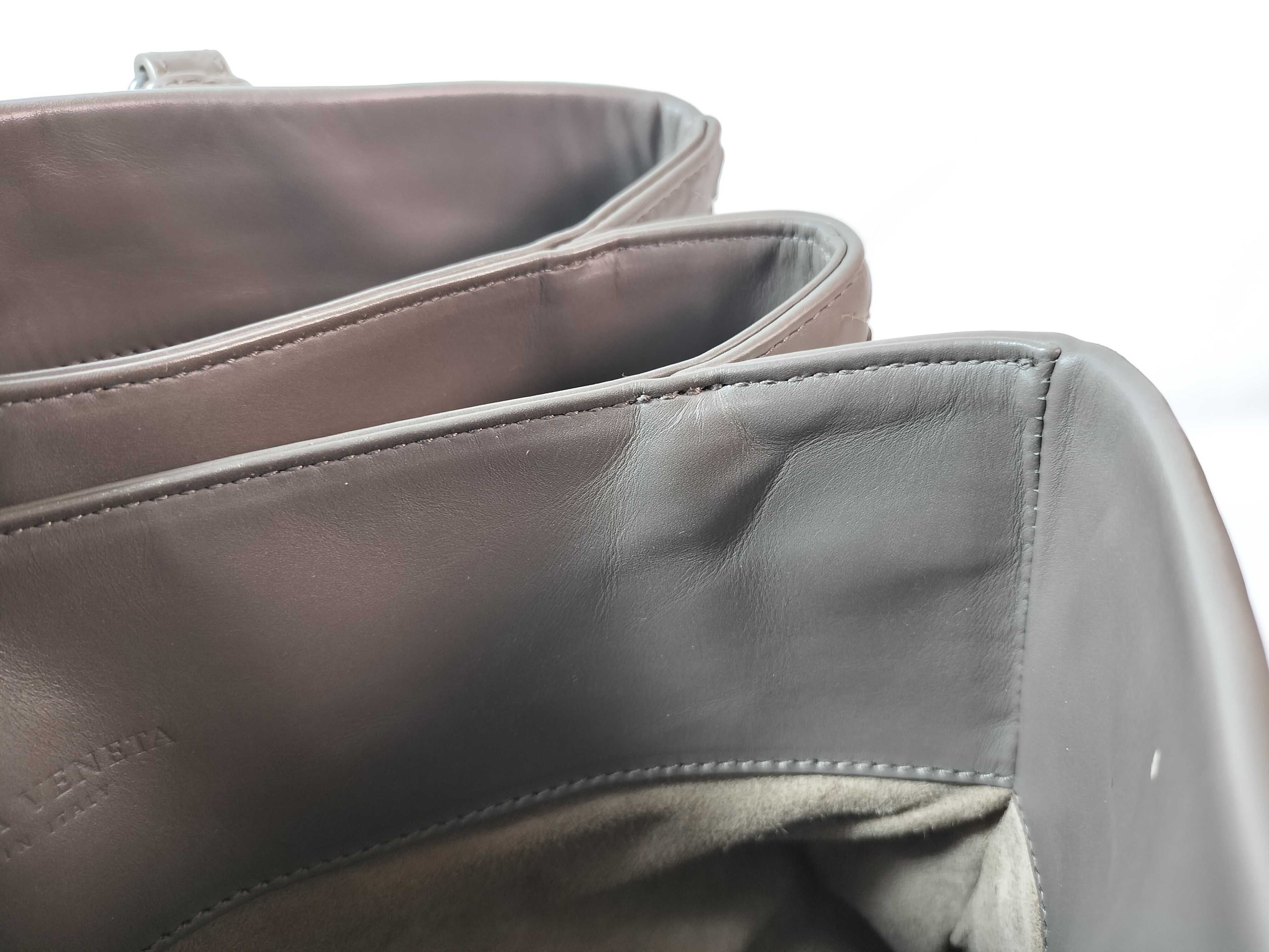 ID- Intrecciato Roma cowskin 2-way Handbag Beige with strap and crampon tote bag — view 12