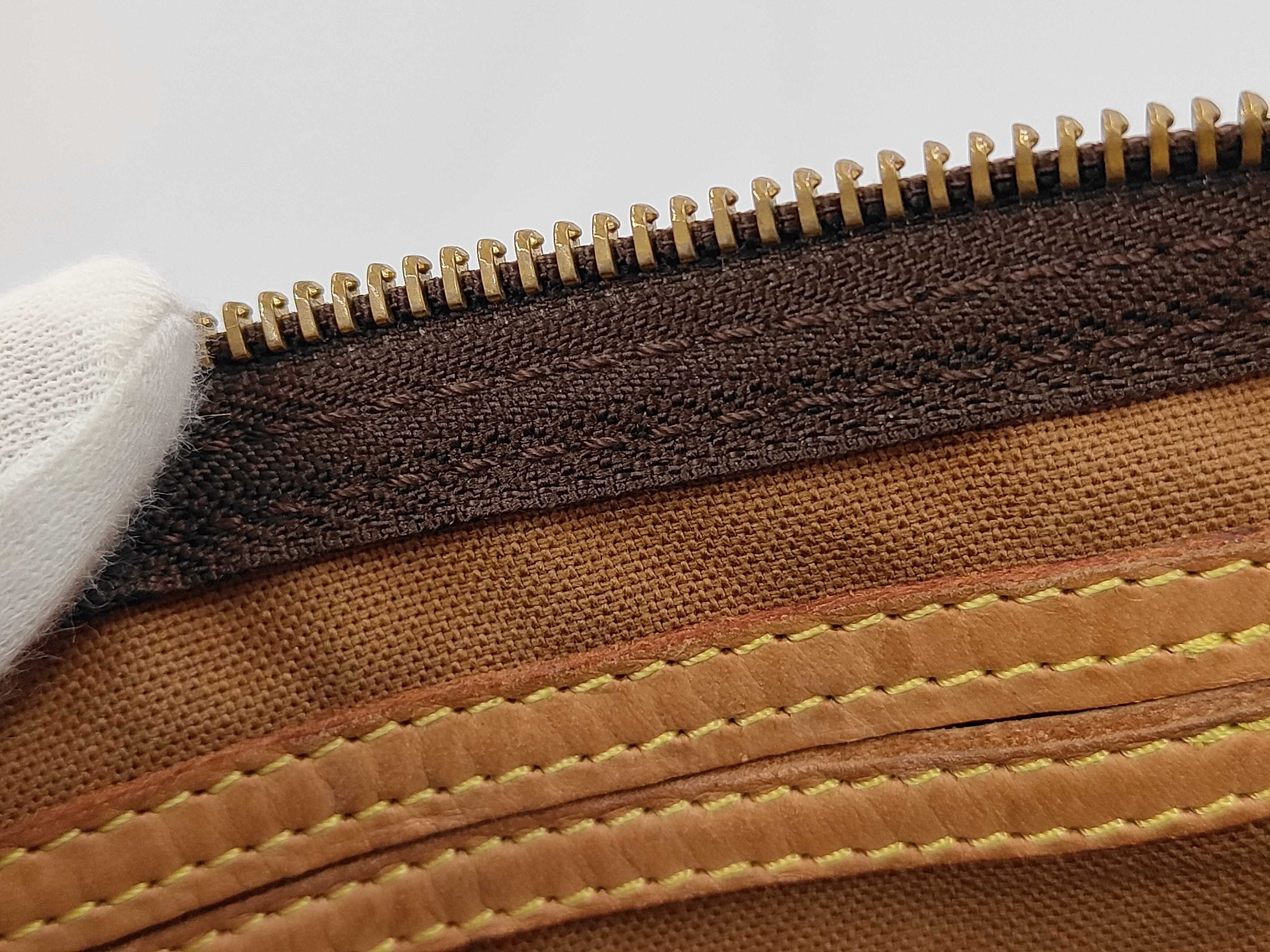 LV Speedy 30 M41526 Monogram Bag — view 12