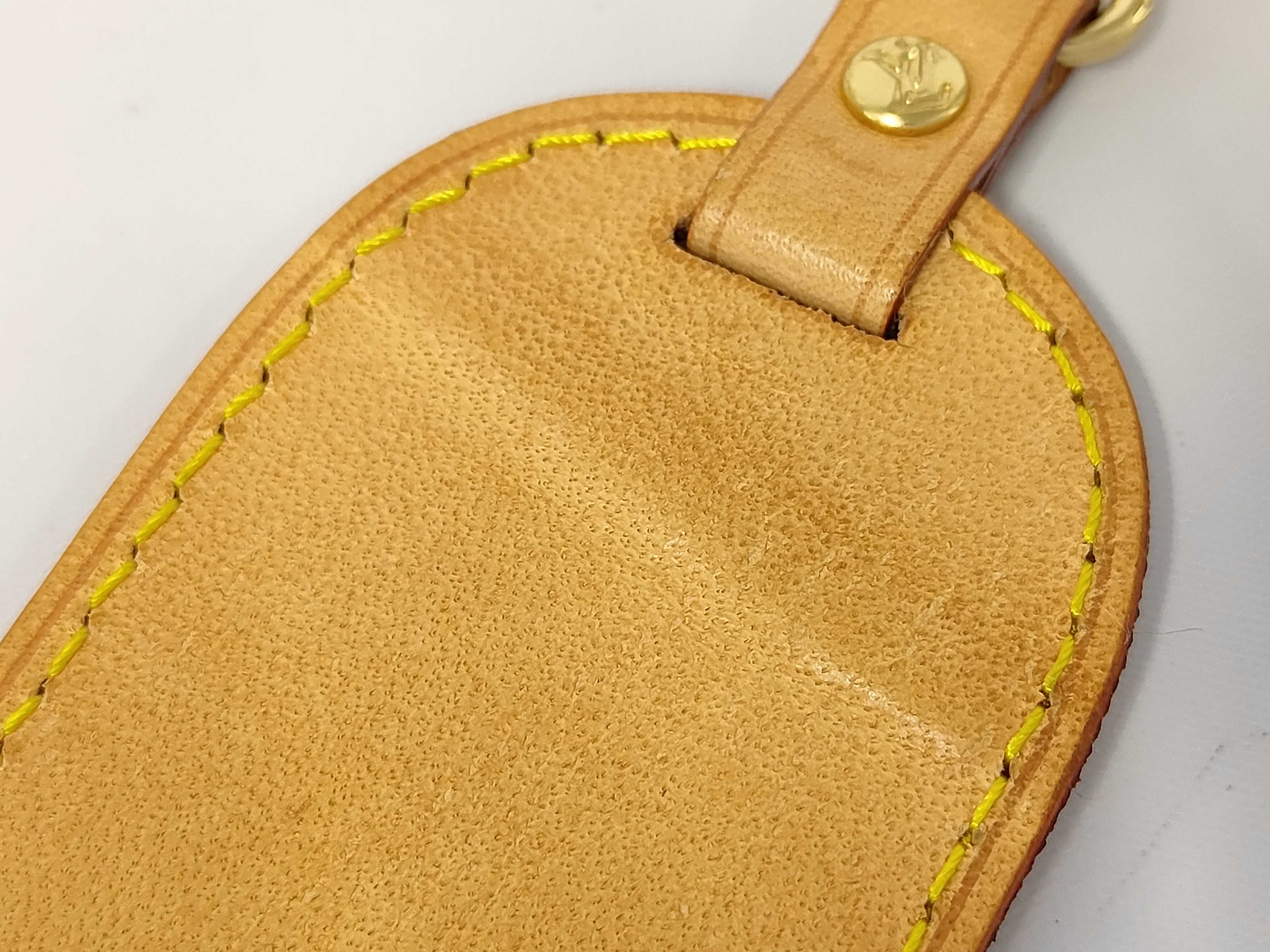 (Louis Vuitton) Takashi Murakami MOCA Limited Neverfull Name Tag and other accessories — view 7