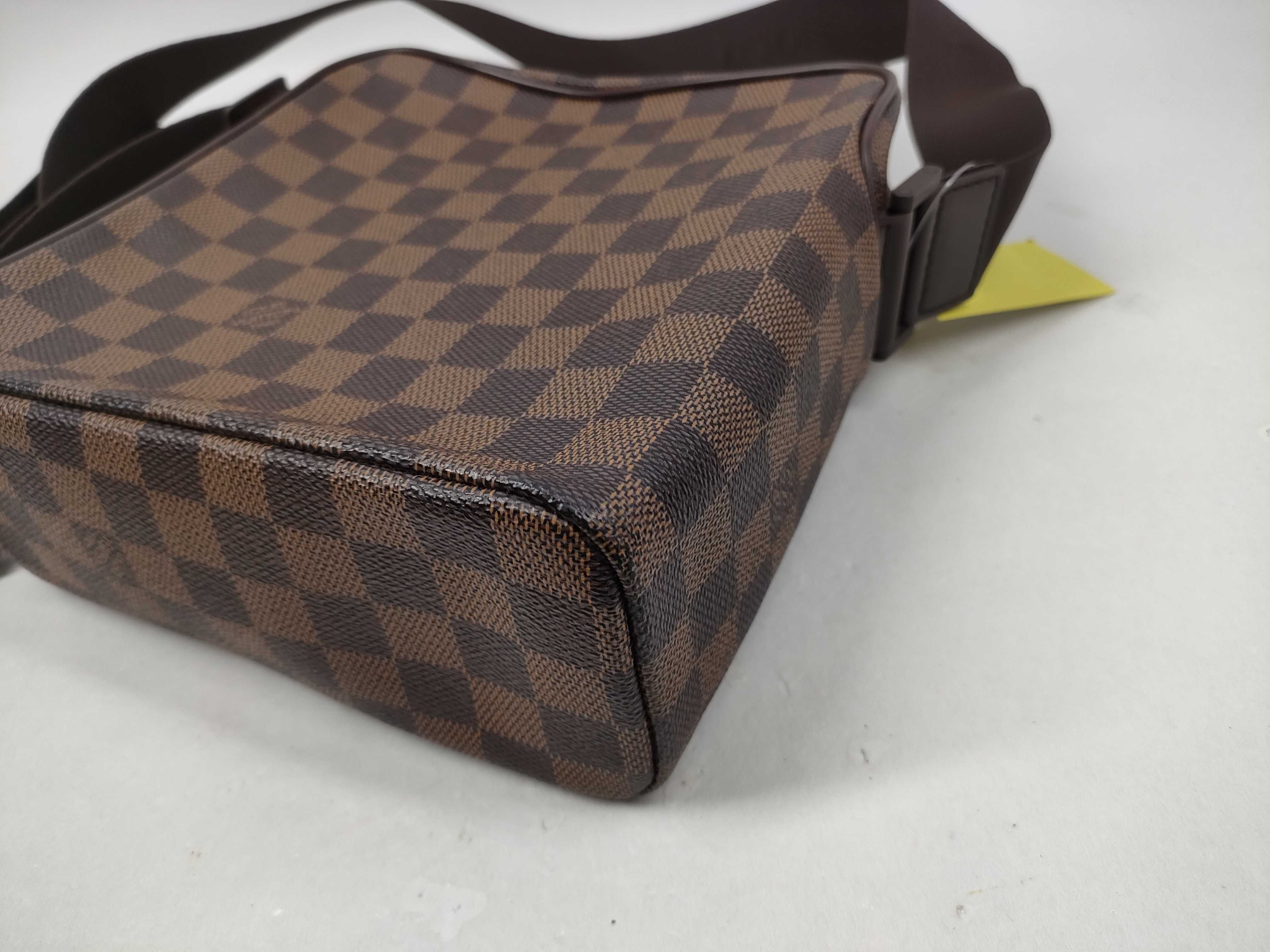 Damier N41442 Olaf PM Shoulder Bag — view 4