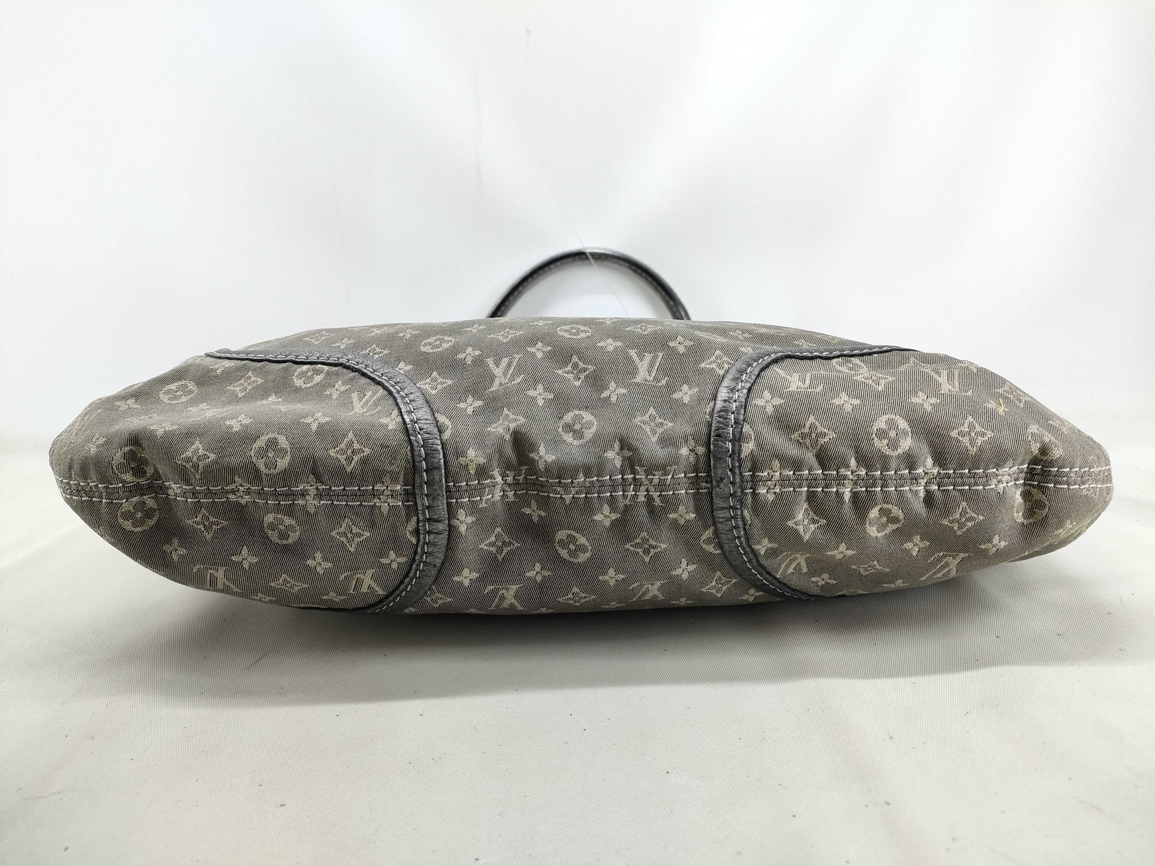 Monogram Mini Louis Vuitton 2-Way Shoulder Bag — view 3