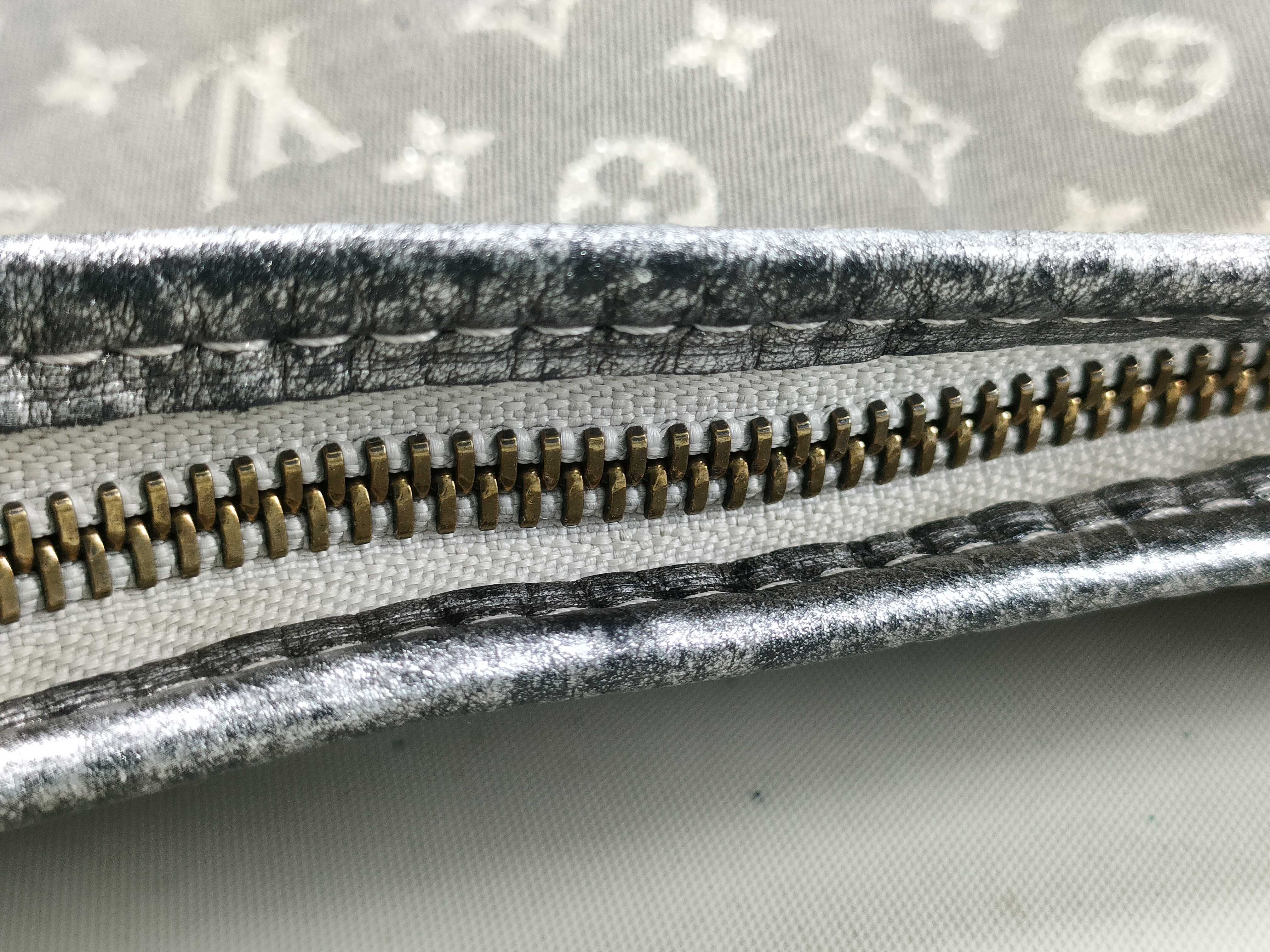 Monogram Mini Louis Vuitton 2-Way Shoulder Bag — view 8