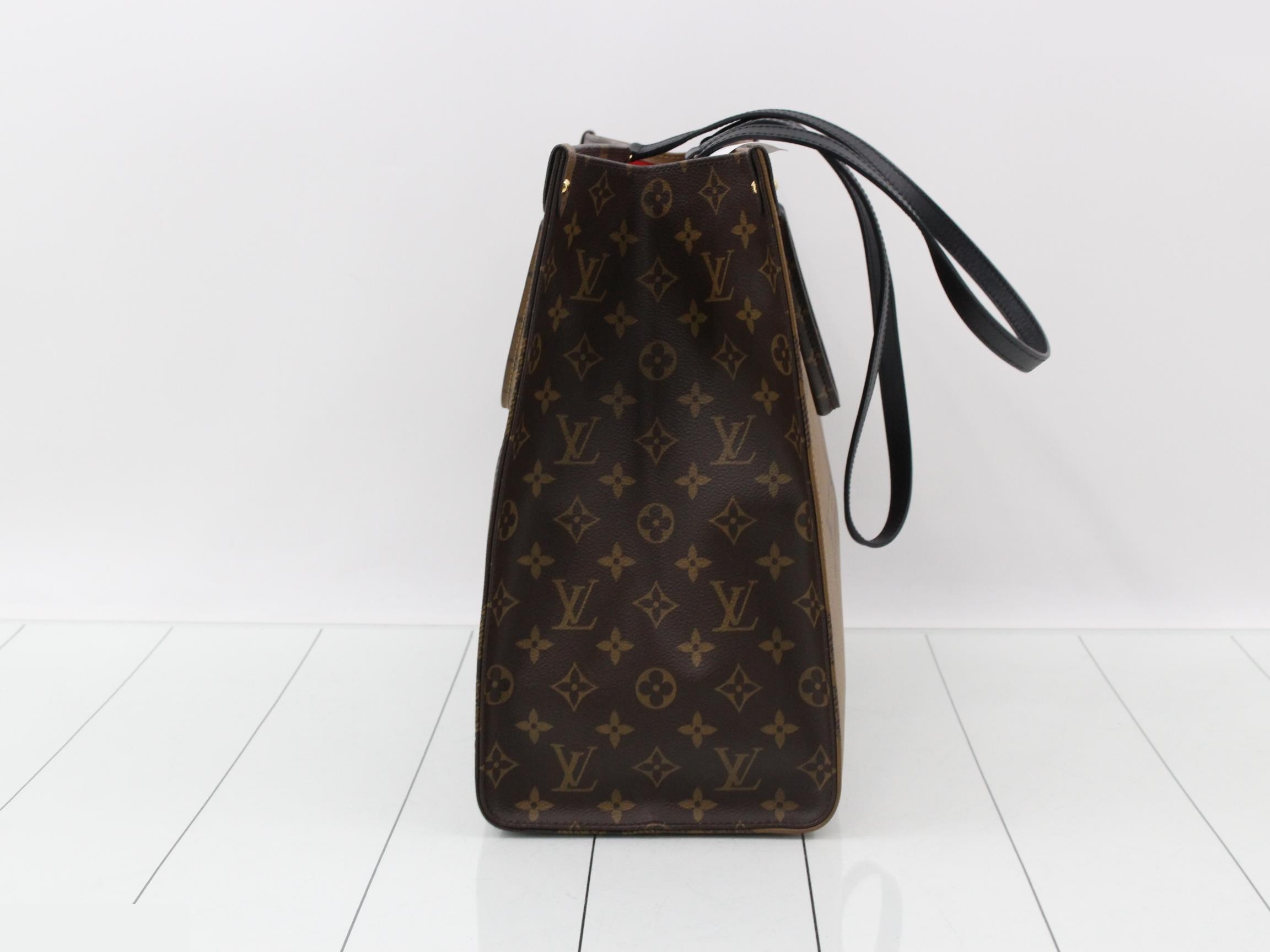 Monogram Giant Reverse OnTheGo GM 2-Way Tote Bag — view 3