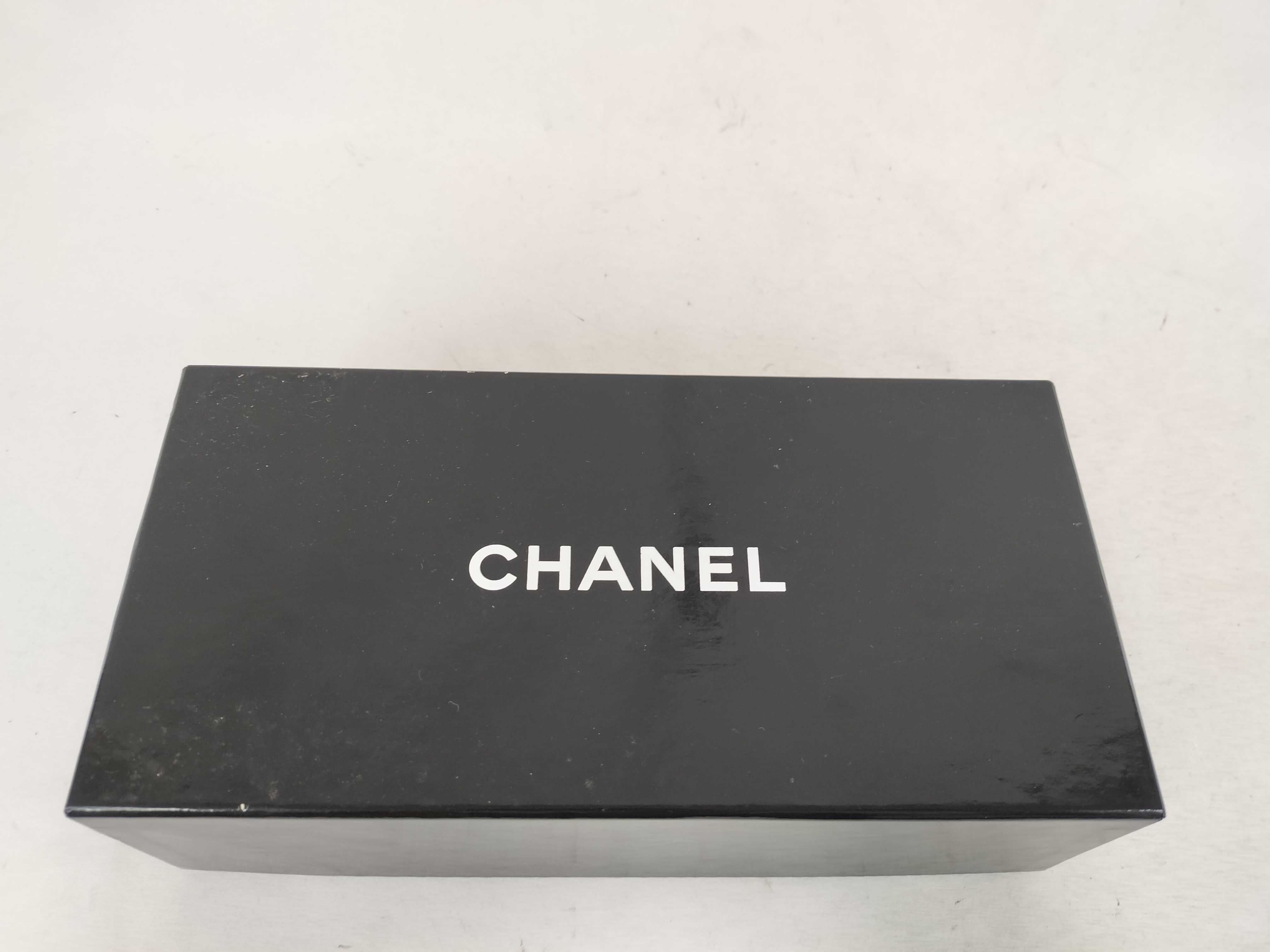 28 Chain Belt — view 10