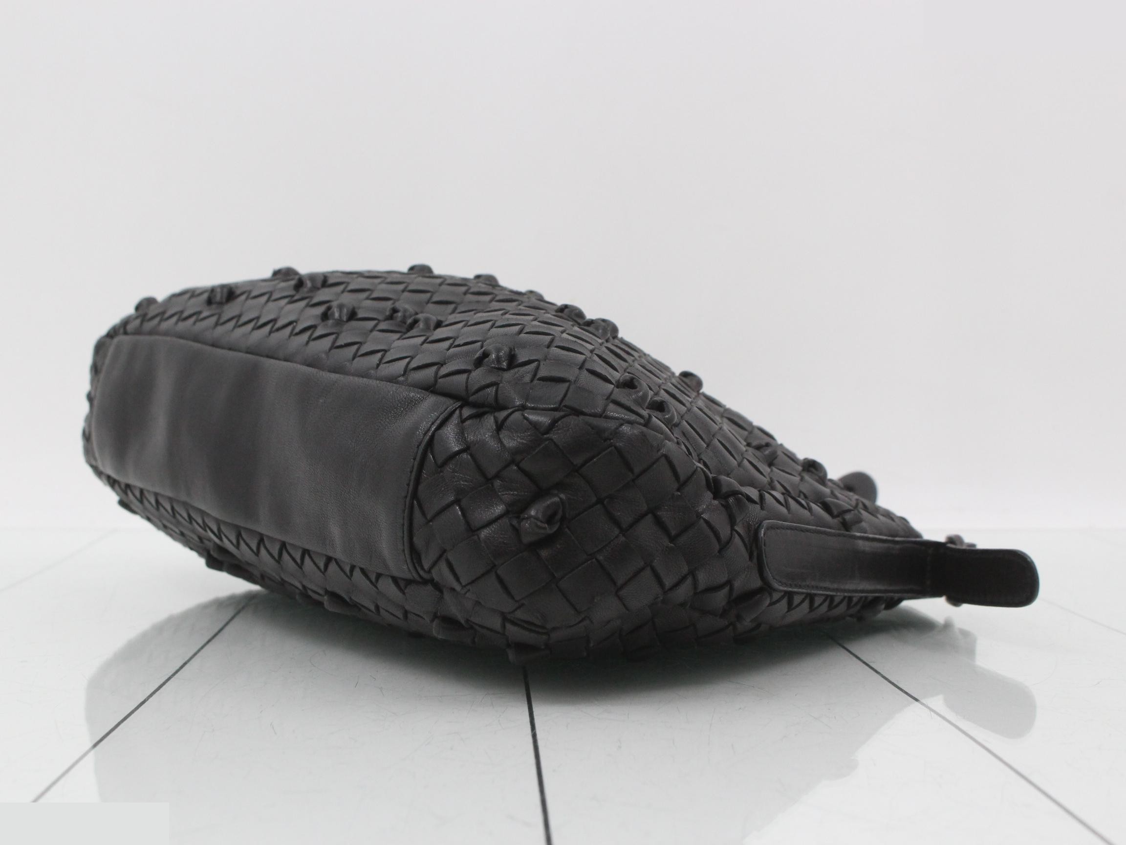 Intrecciato (bag) - One-shoulder bag - Black — view 6