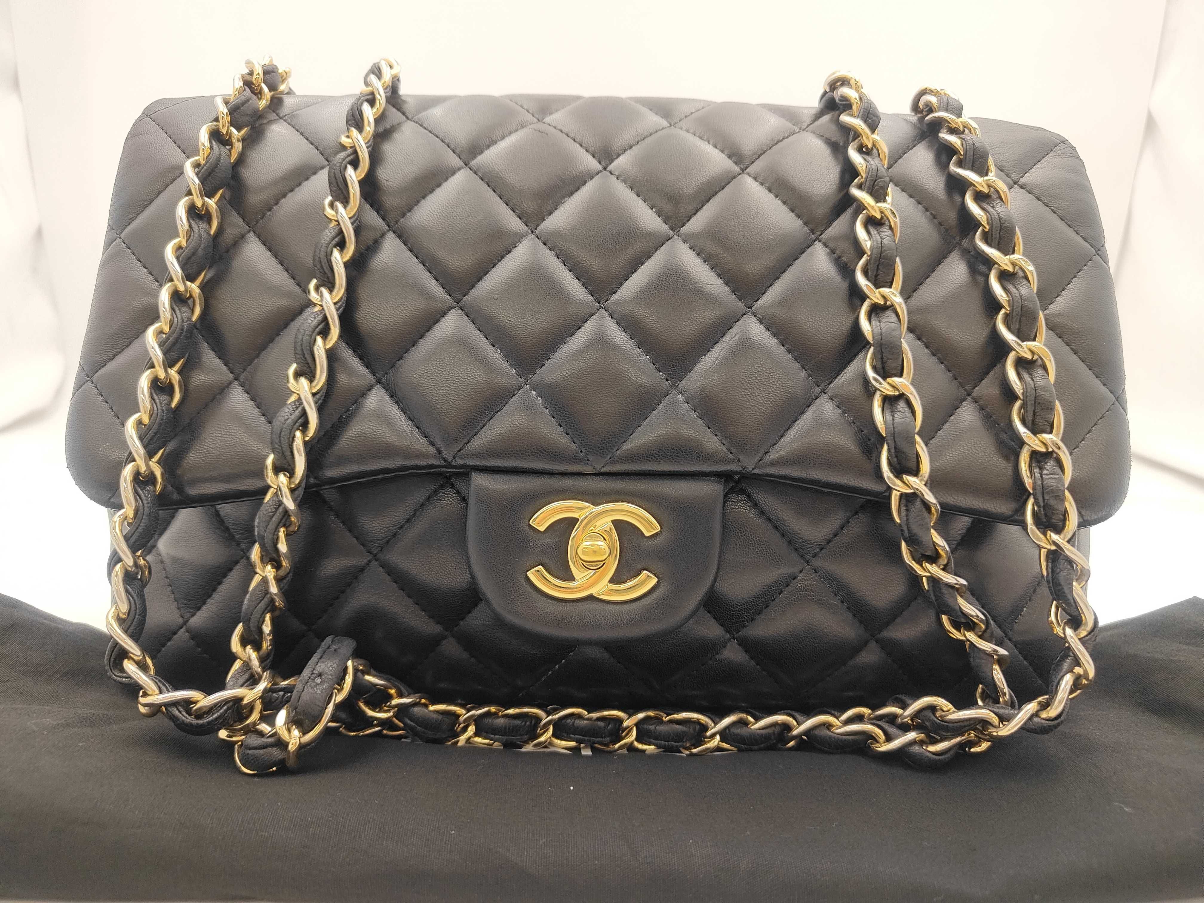Jumbo Chain Bag Shoulder Bag