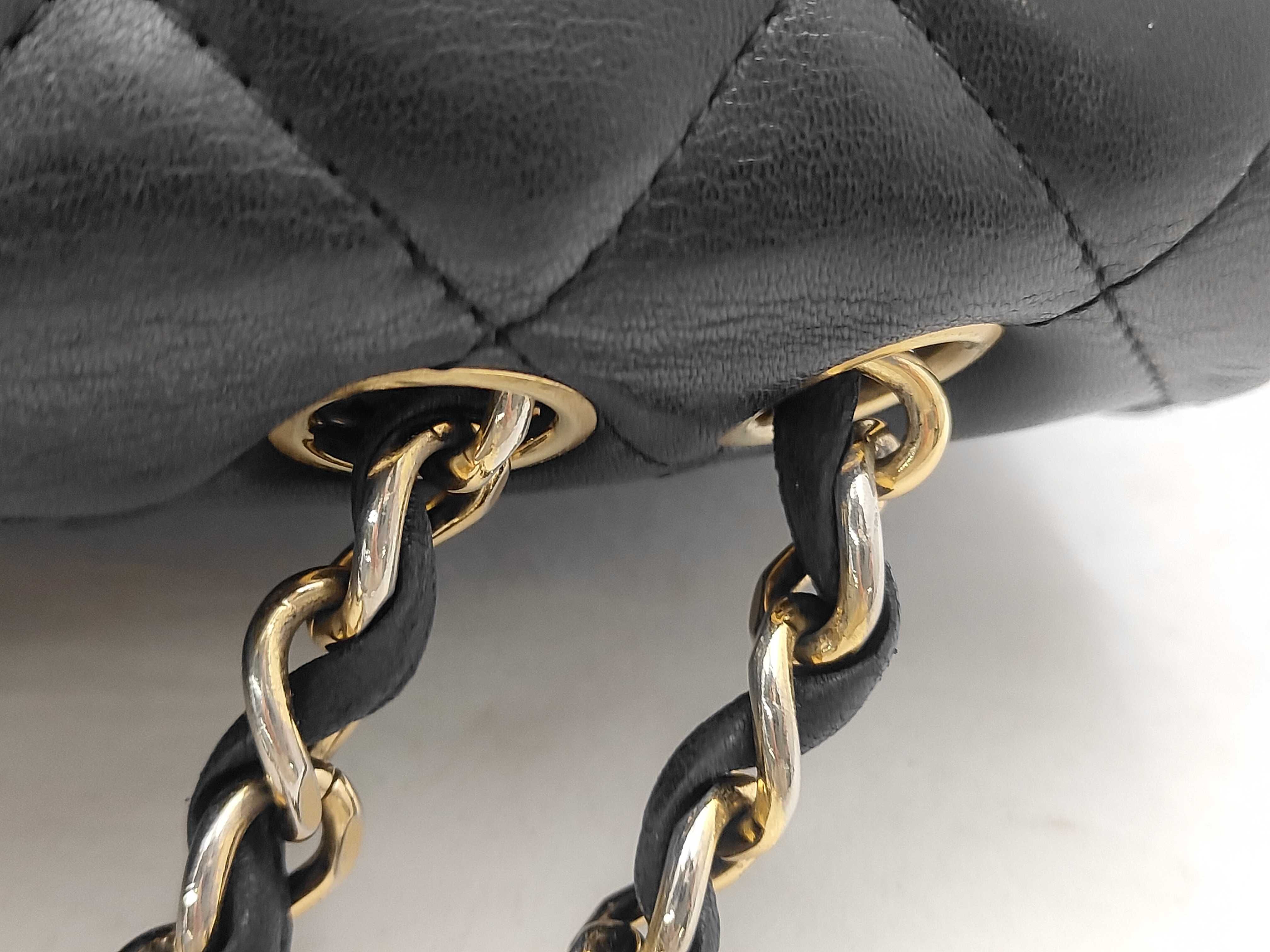Jumbo Chain Bag Shoulder Bag — view 5