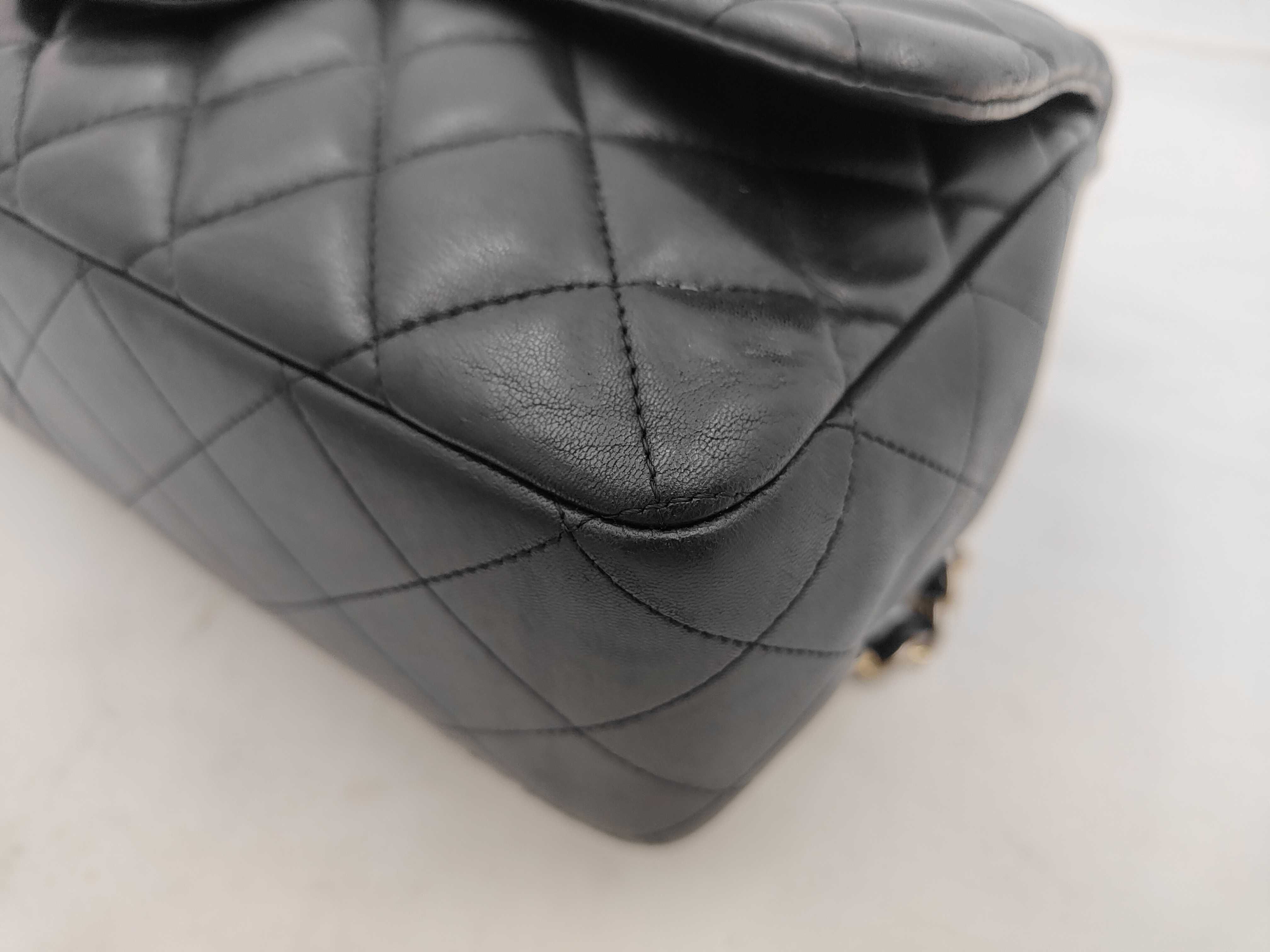 Jumbo Chain Bag Shoulder Bag — view 6