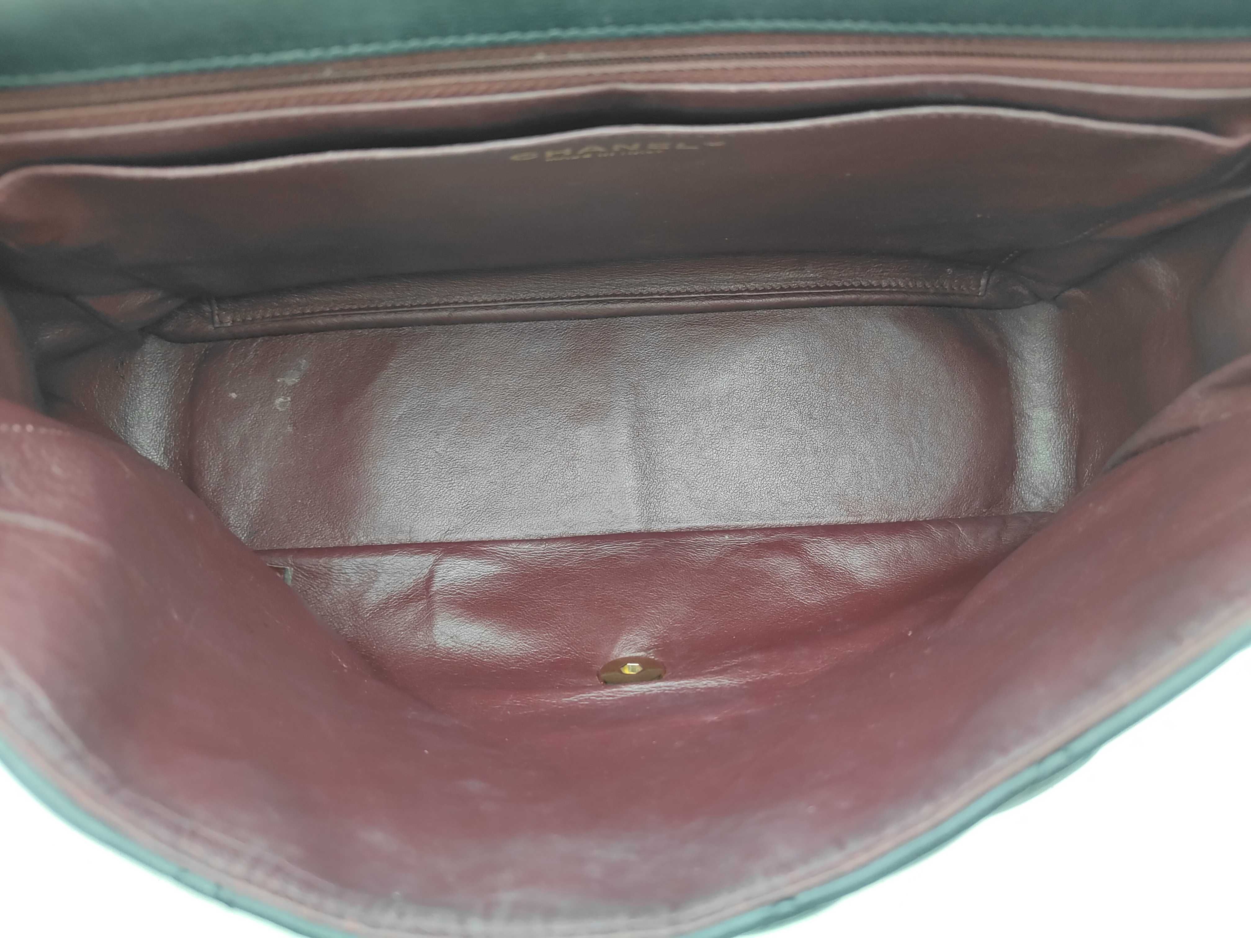 Jumbo Chain Bag Shoulder Bag — view 8