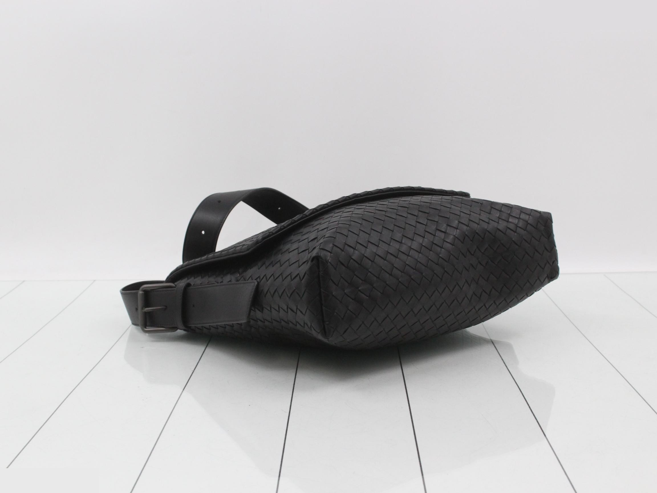 Intrecciato Shoulder Bag, Black — view 5