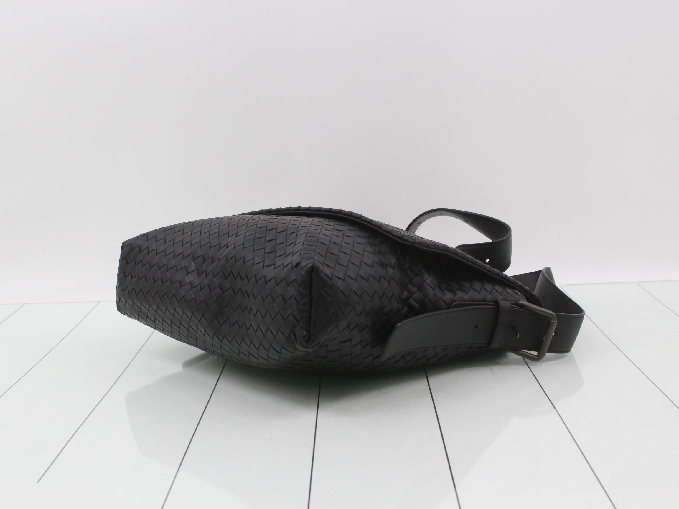 Intrecciato Shoulder Bag, Black — view 6