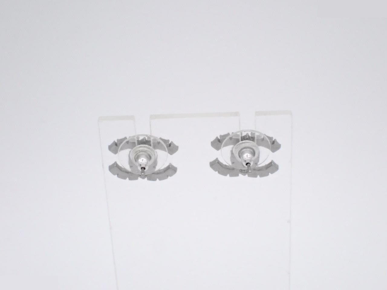 Earrings — view 2