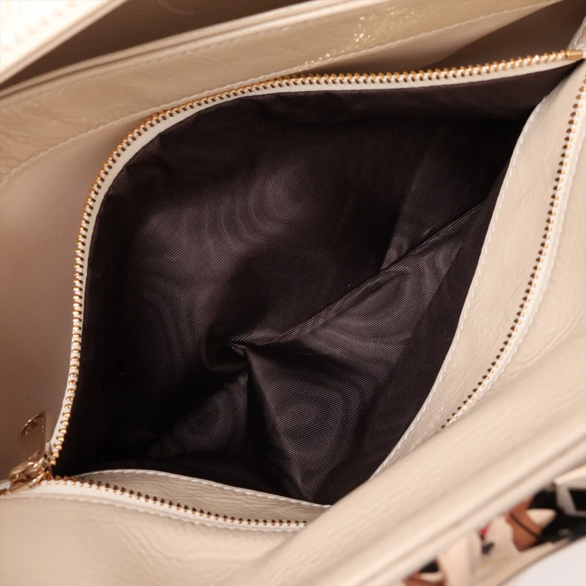 Pochette 795902 Patent Leather Chain Shoulder Bag White — view 8