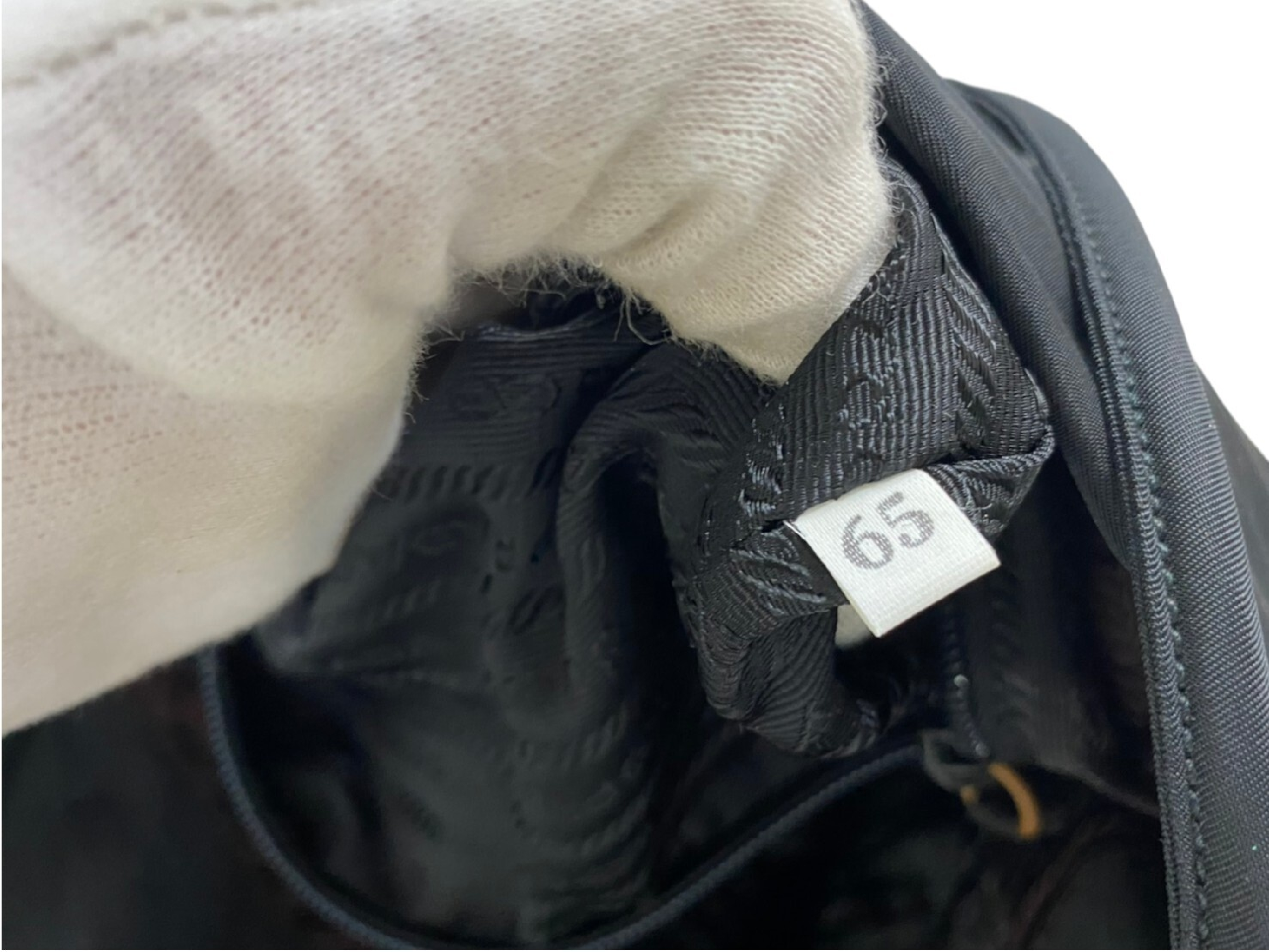 Nylon Triangle Logo Plate Tote Bag — view 9
