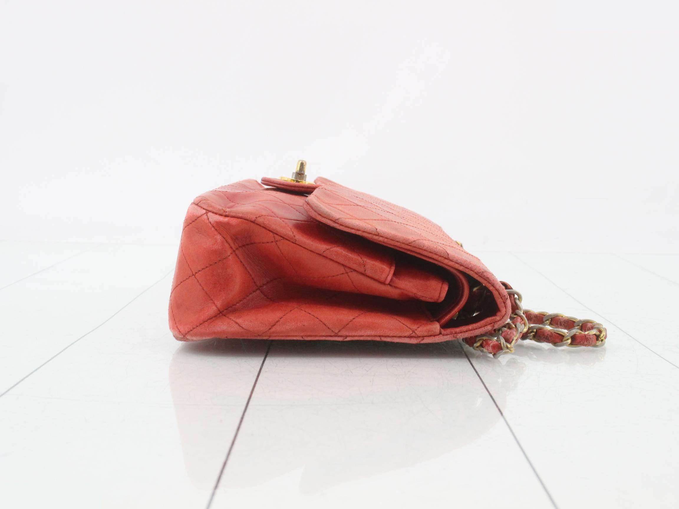 Matelassé 25 Double Flap Chain Shoulder Bag — view 3