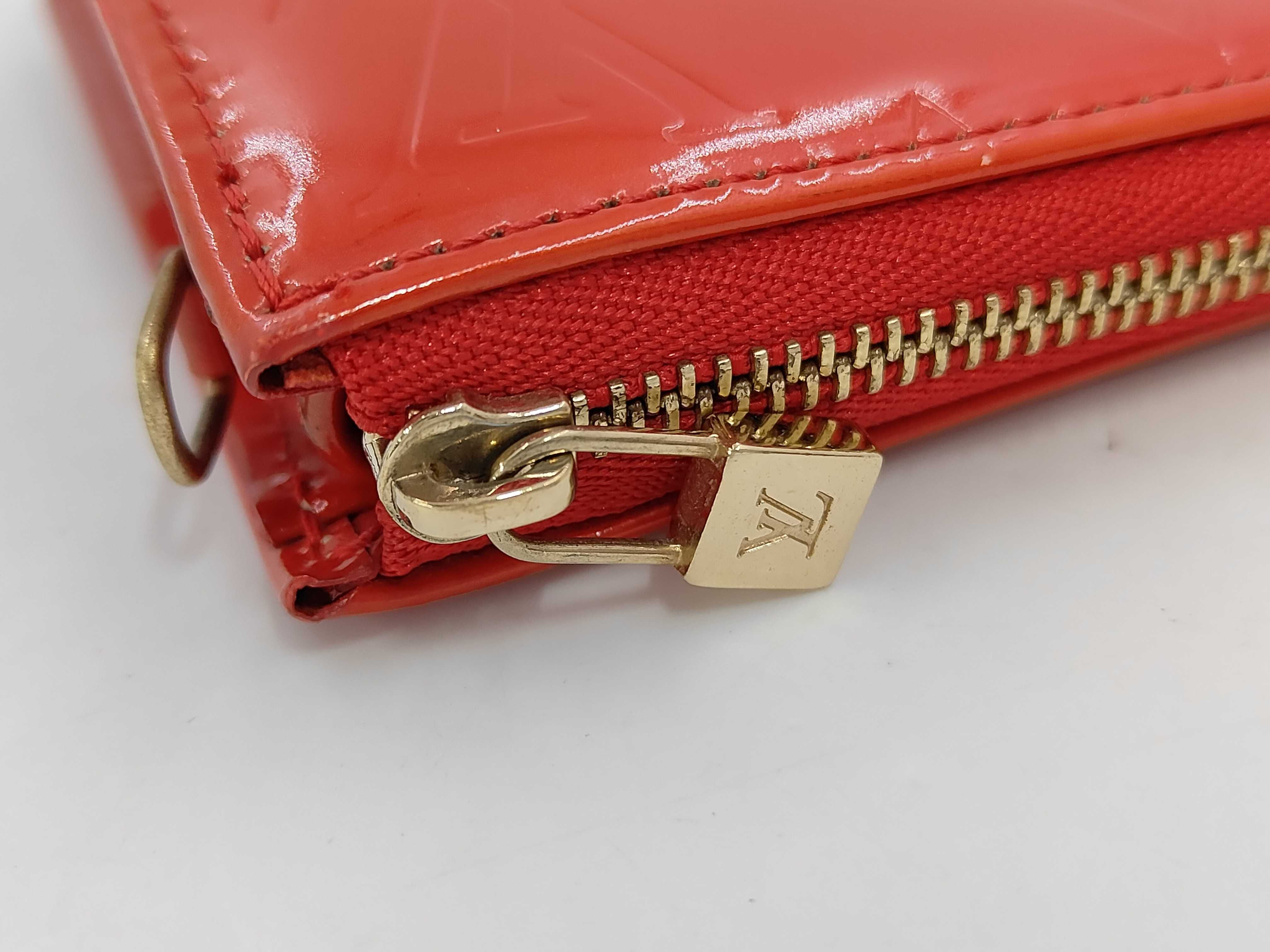 Vernis Louis Vuitton Vernis Lexington Rouge Wallet — view 9