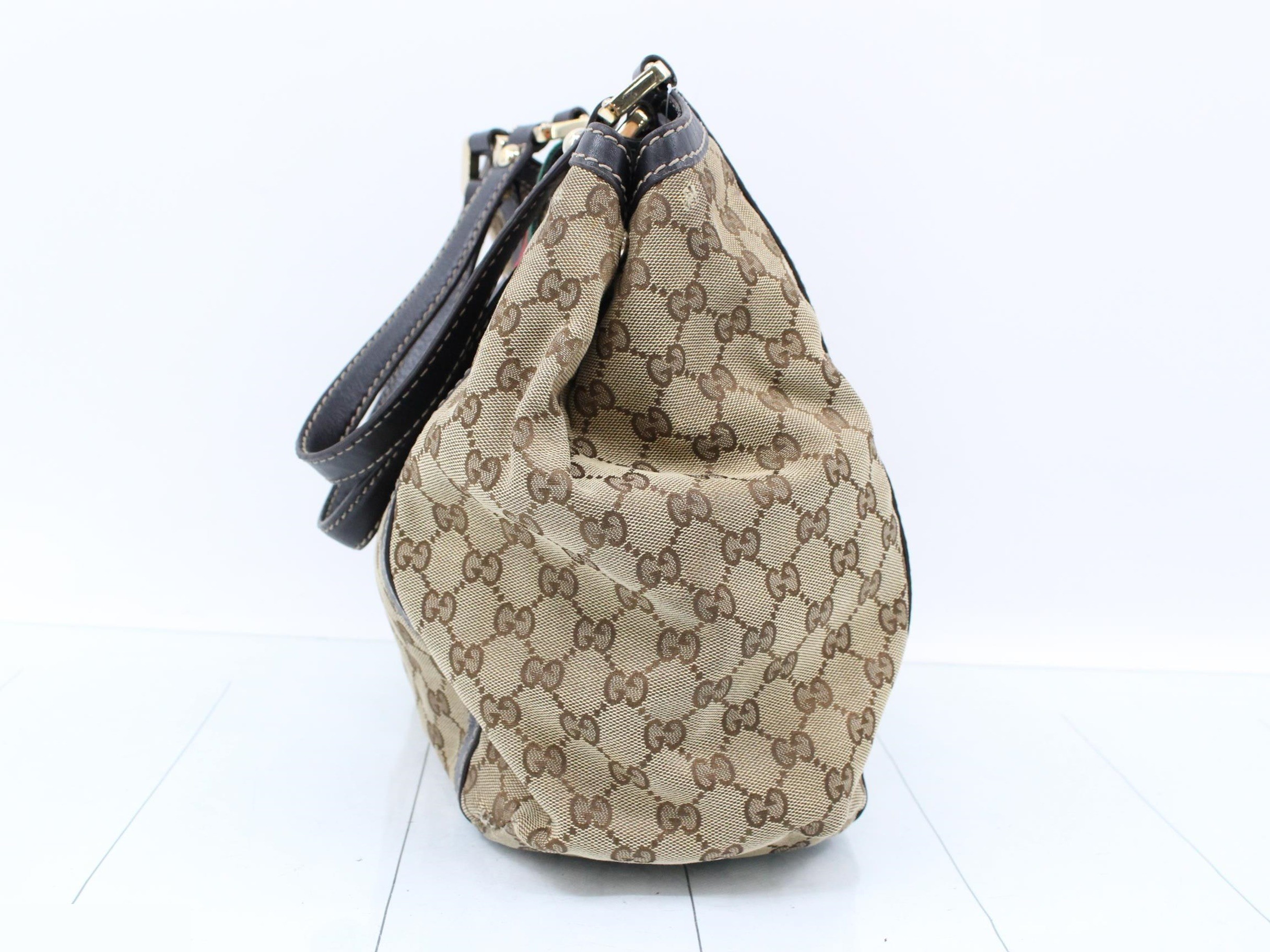 GG Canvas Sherry Shoulder Bag — view 4