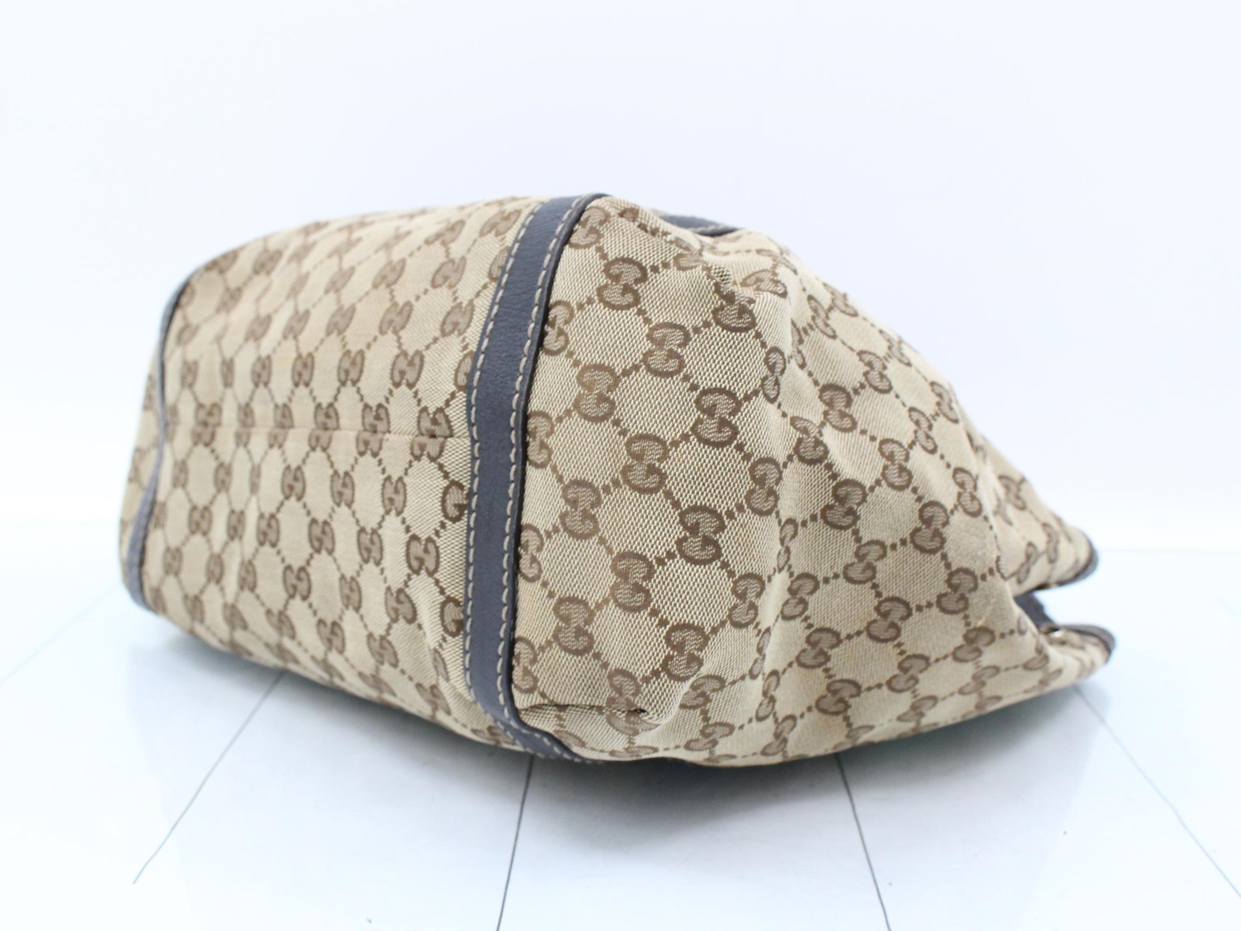 GG Canvas Sherry Shoulder Bag — view 6