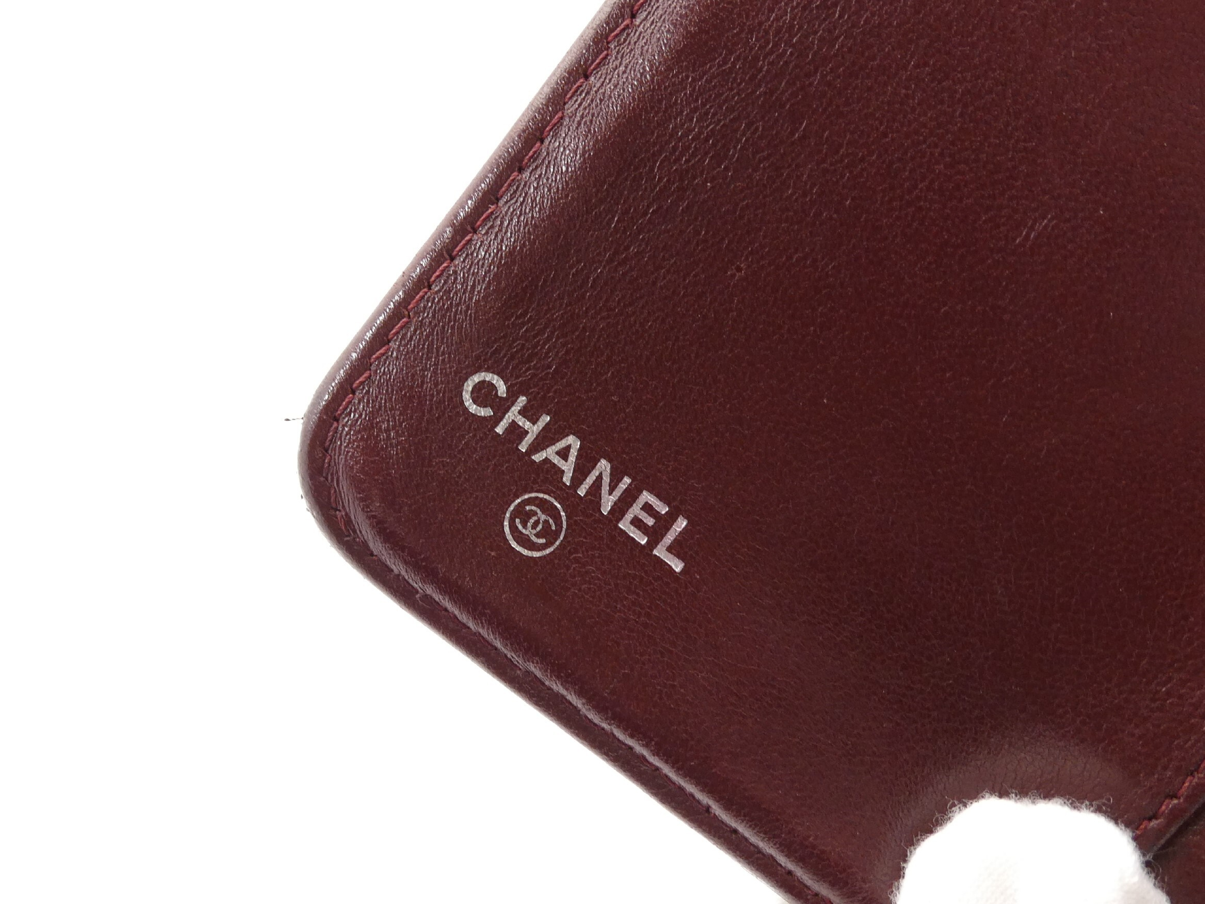 Matelassé Coco Mark Bi-fold Long Wallet — view 8