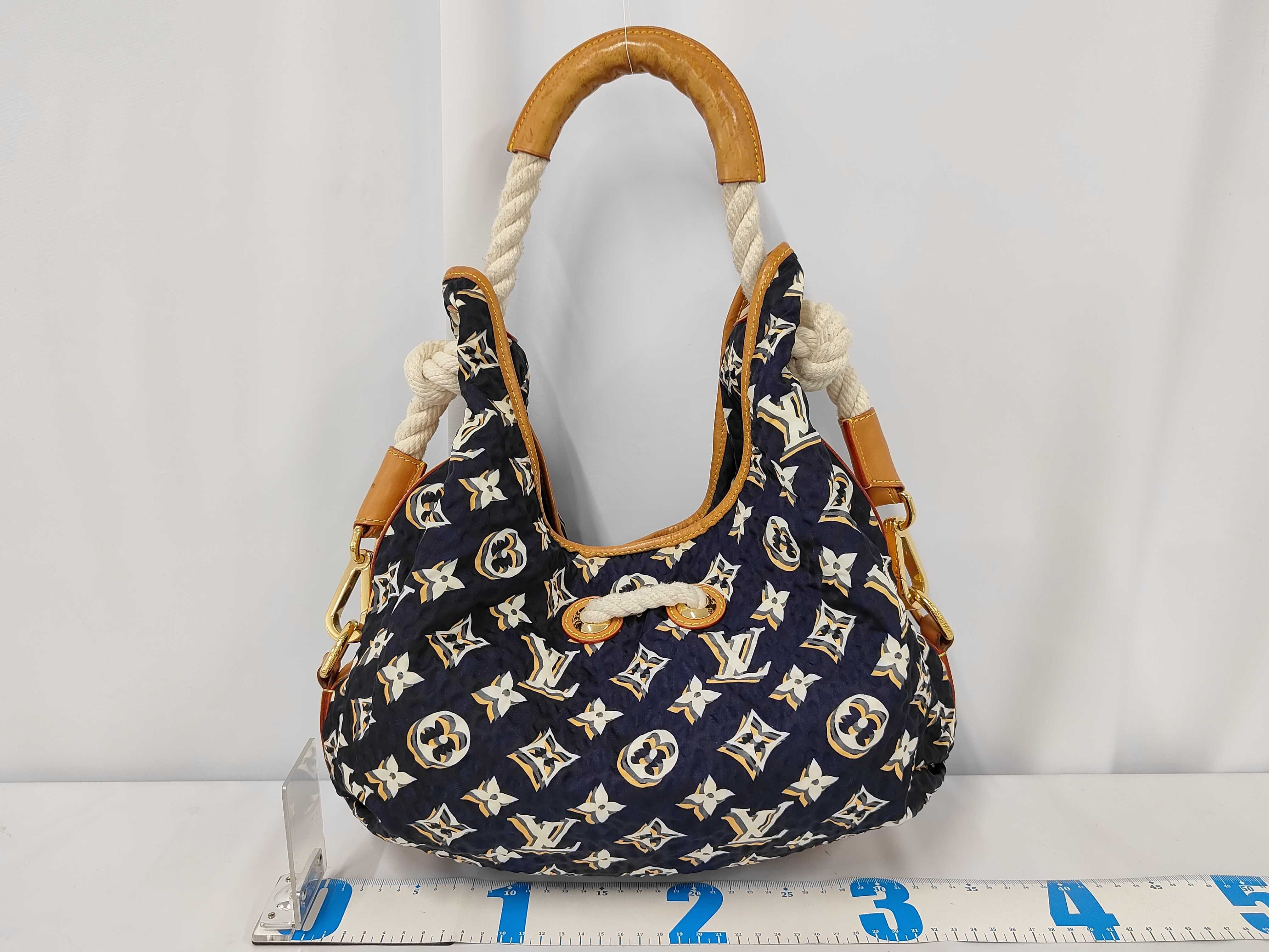 Bulle MM Shoulder Bag Cruise M40235 Shoulder Bag — view 2
