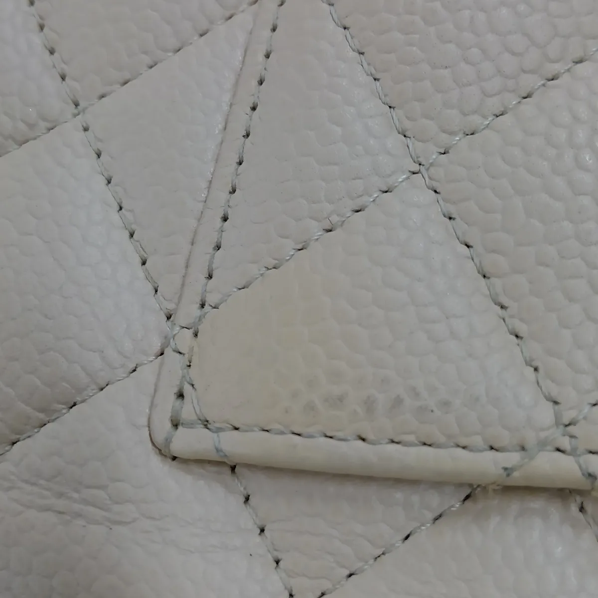 [Individually packaged] Chanel Matelassé 25 Caviar Skin Double Flap Double Chain Bag, Beige, Silver Hardware, 15839079, Serial Number 15 — view 13