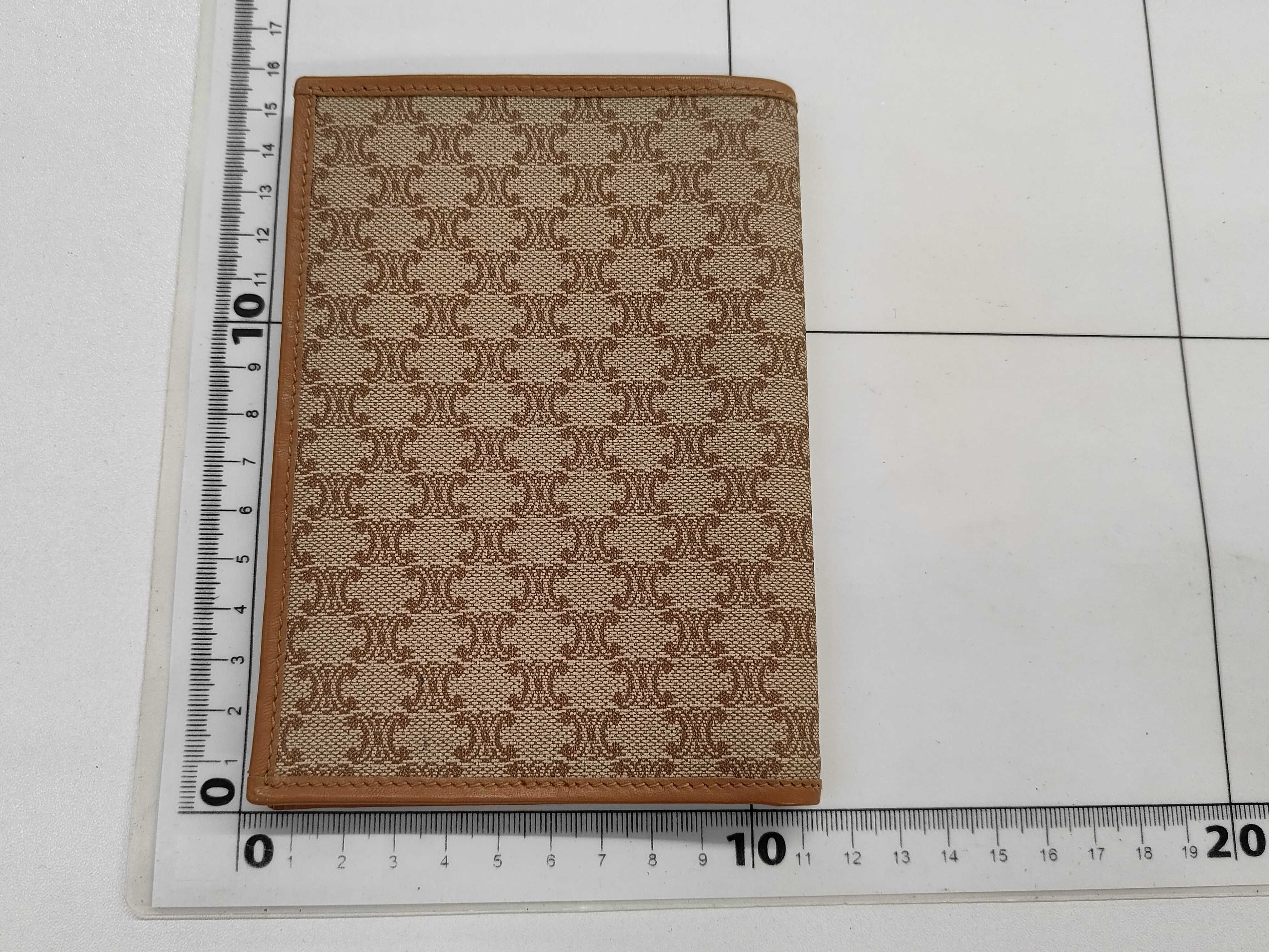 wallet — view 2